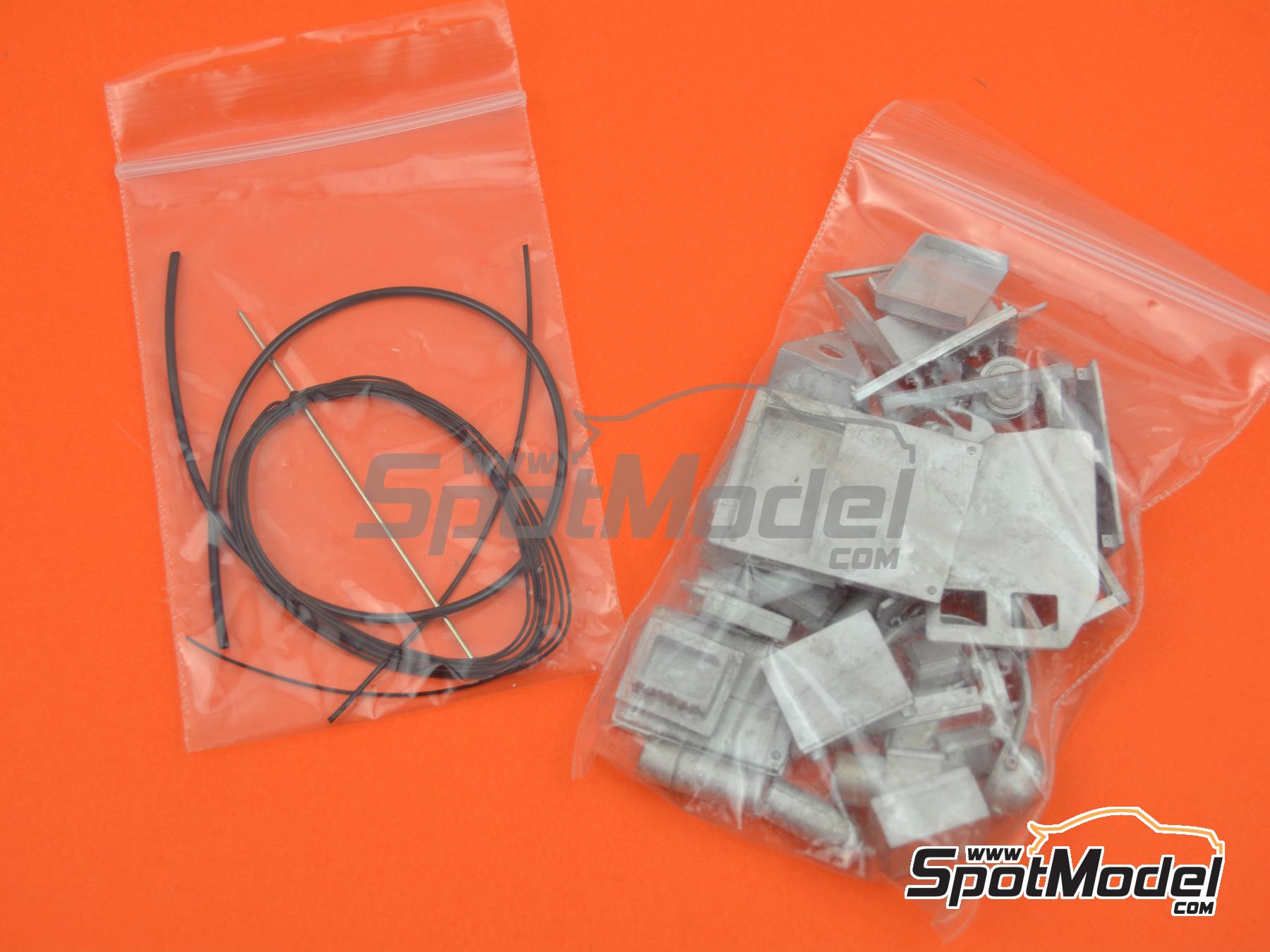 Image 11: Pit Parts Set (1980's) | Detail in 1/12 scale manufactured by Model Factory Hiro (ref.&nbsp;MFH-P1225, also 4580011500899 and P1225)