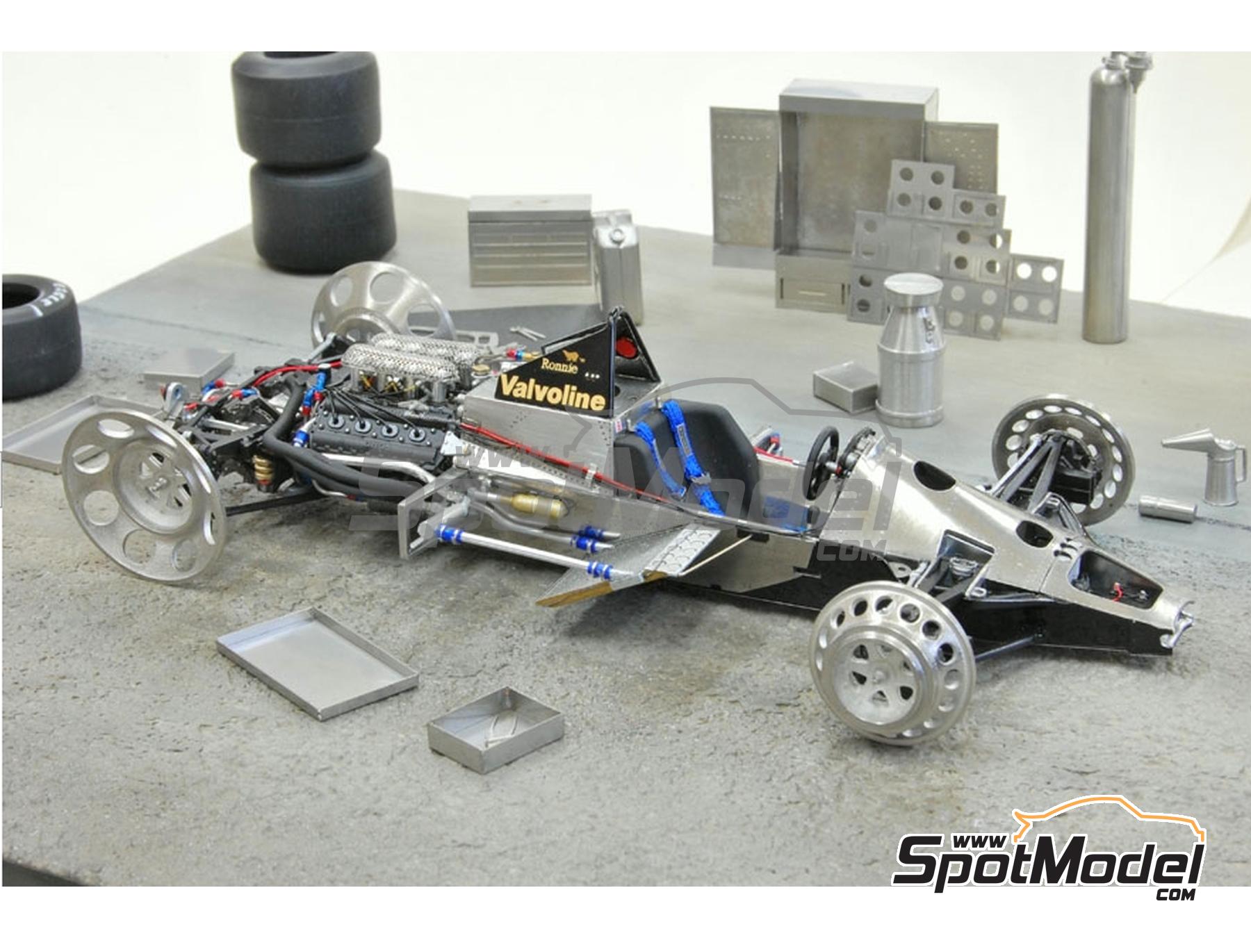 Image 1: Ruedas de transporte (dummy) - Tipo Lotus a&ntilde;os 70 | Llantas en escala&nbsp;1/20 fabricado por Model Factory Hiro (ref.&nbsp;MFH-P980, tambien 4571102329802 y P980)