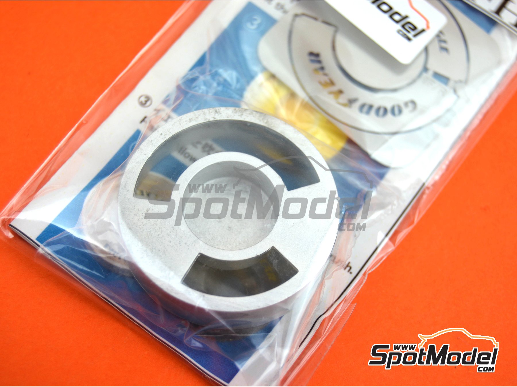 Image 3: Goodyear tyre template -  90s | Logotypes in 1/20 scale manufactured by Model Factory Hiro (ref.&nbsp;MFH-P990)