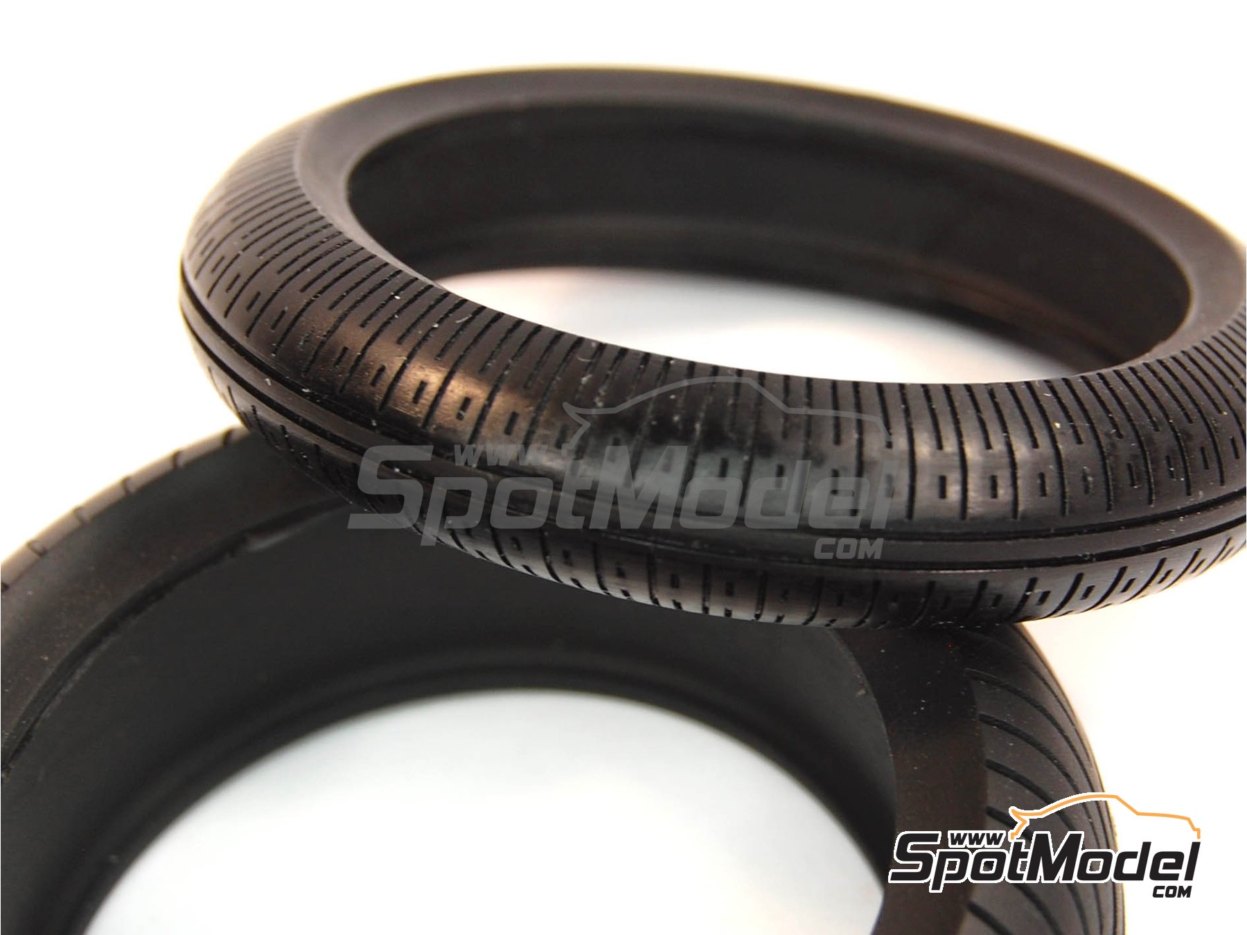 Image 2: MotoGP Bridgestone Motorcycle wet tyres | Tyre set in 1/12 scale manufactured by Model Factory Hiro (ref. MFH-P993, also 4571102329932 and P993)