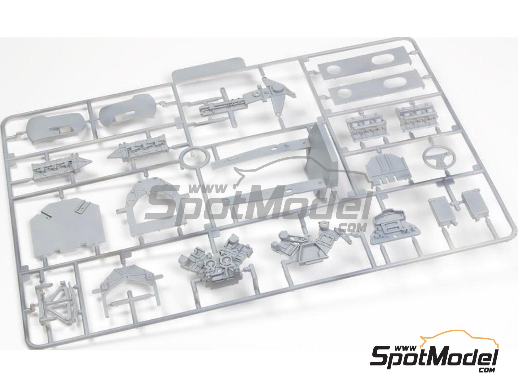 Image 6: Lotus Honda 99T Lotus Team sponsored by Camel DeLonghi - Monaco Formula 1 Grand Prix 1987 | Car scale model kit in 1/12 scale manufactured by Beemax Model Kits (ref.&nbsp;BX12001, also 4545782079487, PN12001, NU-12001 and  BX12001)
