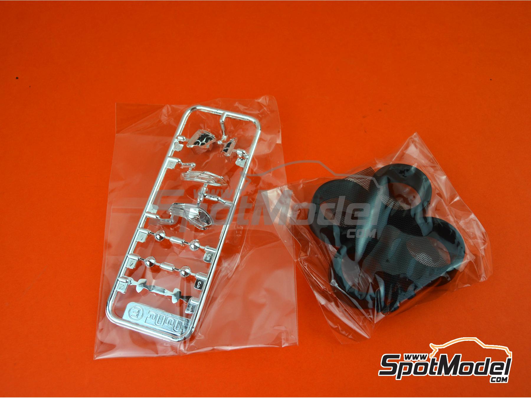 Image 16: BMW M6 GT3 ROWE Racing Team - TotalEnergies 24 hours of Spa 2016 | Car scale model kit in 1/24 scale manufactured by Nunu (ref.&nbsp;PN24001, also 4545782035490)