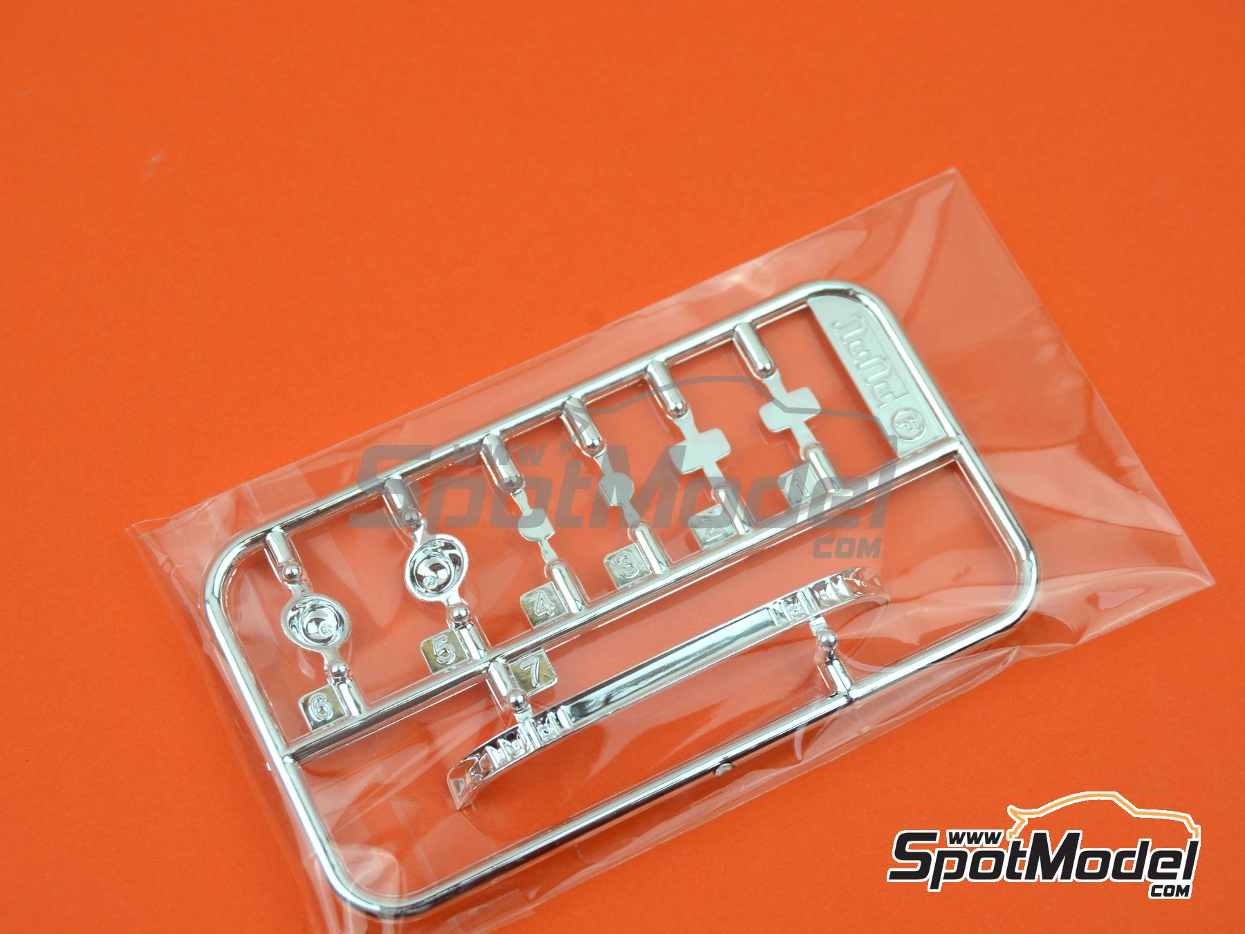 Image 1: Porsche 911 SC RS: Sprue F | Spare part in 1/24 scale manufactured by Nunu (ref.&nbsp;PN24011-SPRUE-F)