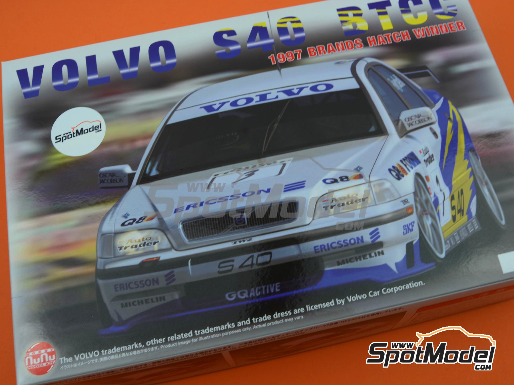 Image 30: Volvo S40 Equipo TWR patrocinado por Q8 - Campeonato Ingl&eacute;s de Turismos - BTCC 1997 | Maqueta de coche en escala&nbsp;1/24 fabricado por Nunu (ref.&nbsp;PN24034, tambien 4545782075779)