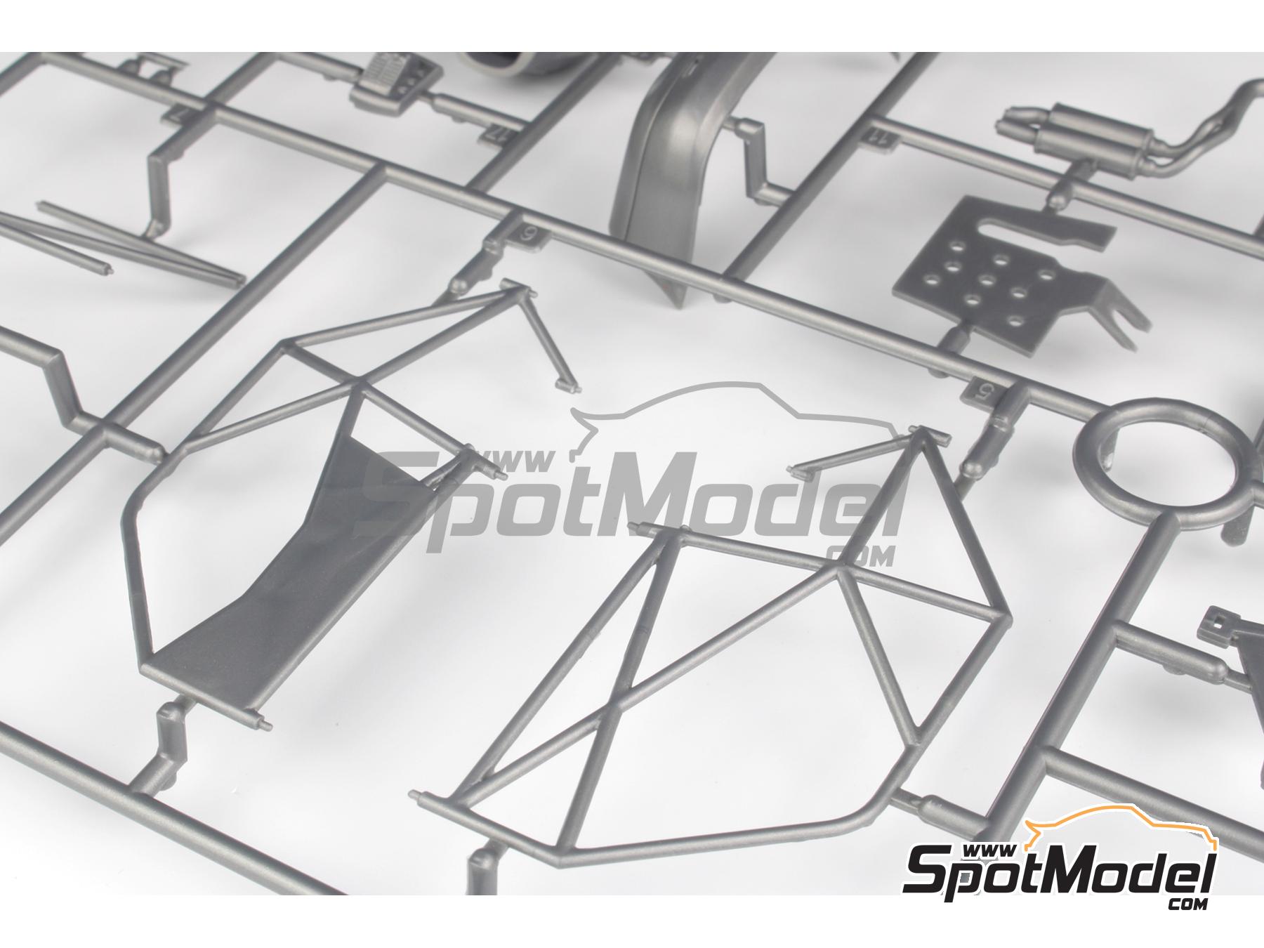 Image 29: Audi A4 Quattro Equipo Audi Sport UK - Campeonato Ingl&eacute;s de Turismos - BTCC 1996 | Maqueta de coche en escala&nbsp;1/24 fabricado por Nunu (ref.&nbsp;PN24035, tambien 4545782086515)