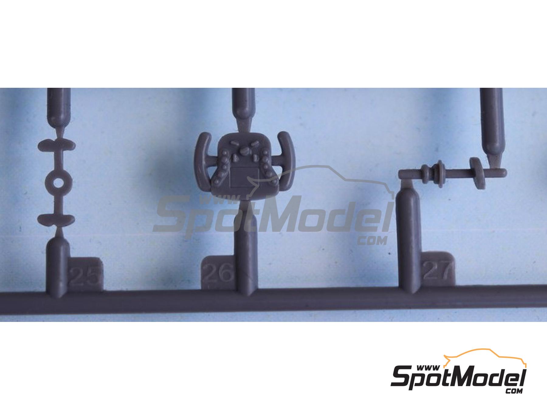 Image 22: Porsche 911 991 GT3 RSR Equipo Porsche GT patrocinado por Pink Pig - 24 Horas de Le Mans 2018 | Maqueta de coche en escala&nbsp;1/24 fabricado por Nunu (ref.&nbsp;PN24040, tambien 4545782089585)