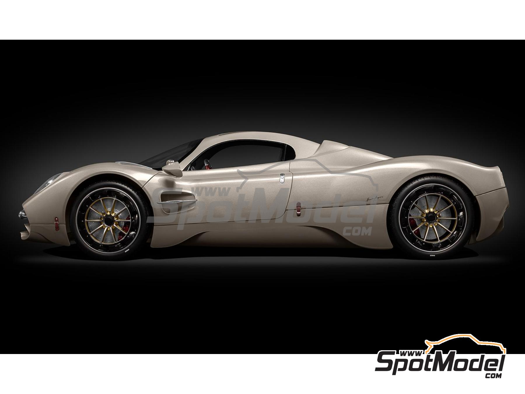 Image 3: Pagani Utopia Coupé - Rinascimento Lucido | Maqueta de coche en escala 1/8 fabricado por Pocher (ref. HK120, tambien 5063129020316)