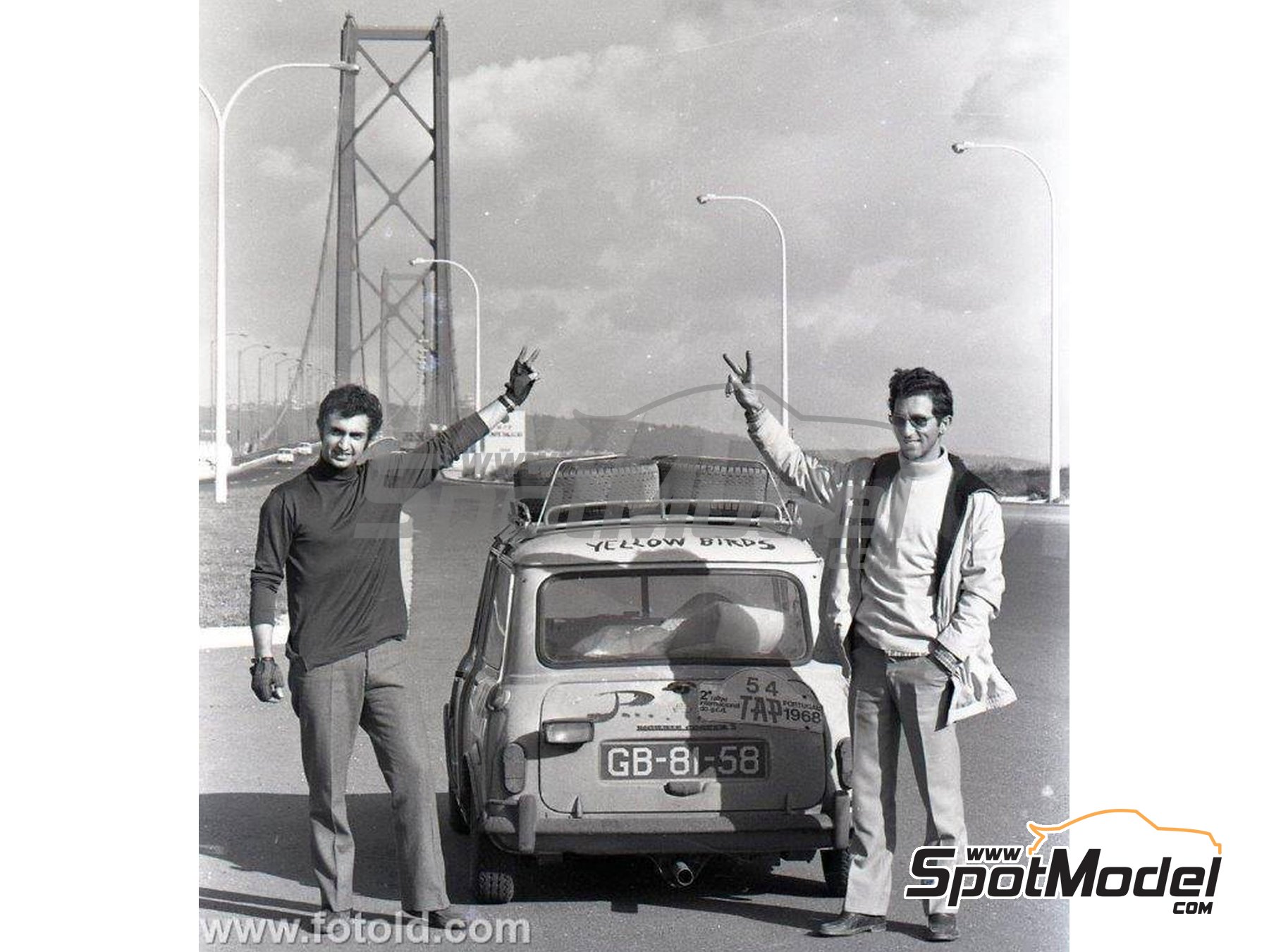 Image 1: Alpine Renault A310 1800 + Renault R8 Gordini + Mini Cooper S patrocinado por Gitanes - Rally de Portugal - Vinho do Porto, TAP Rally de Portugal 1967, 1968 y 1976 | Decoraci&oacute;n en escala&nbsp;1/24 , dise&ntilde;ado por Jorge Pinho  y  fabricado por Print Lab Decals (ref.&nbsp;PLB2-131542)