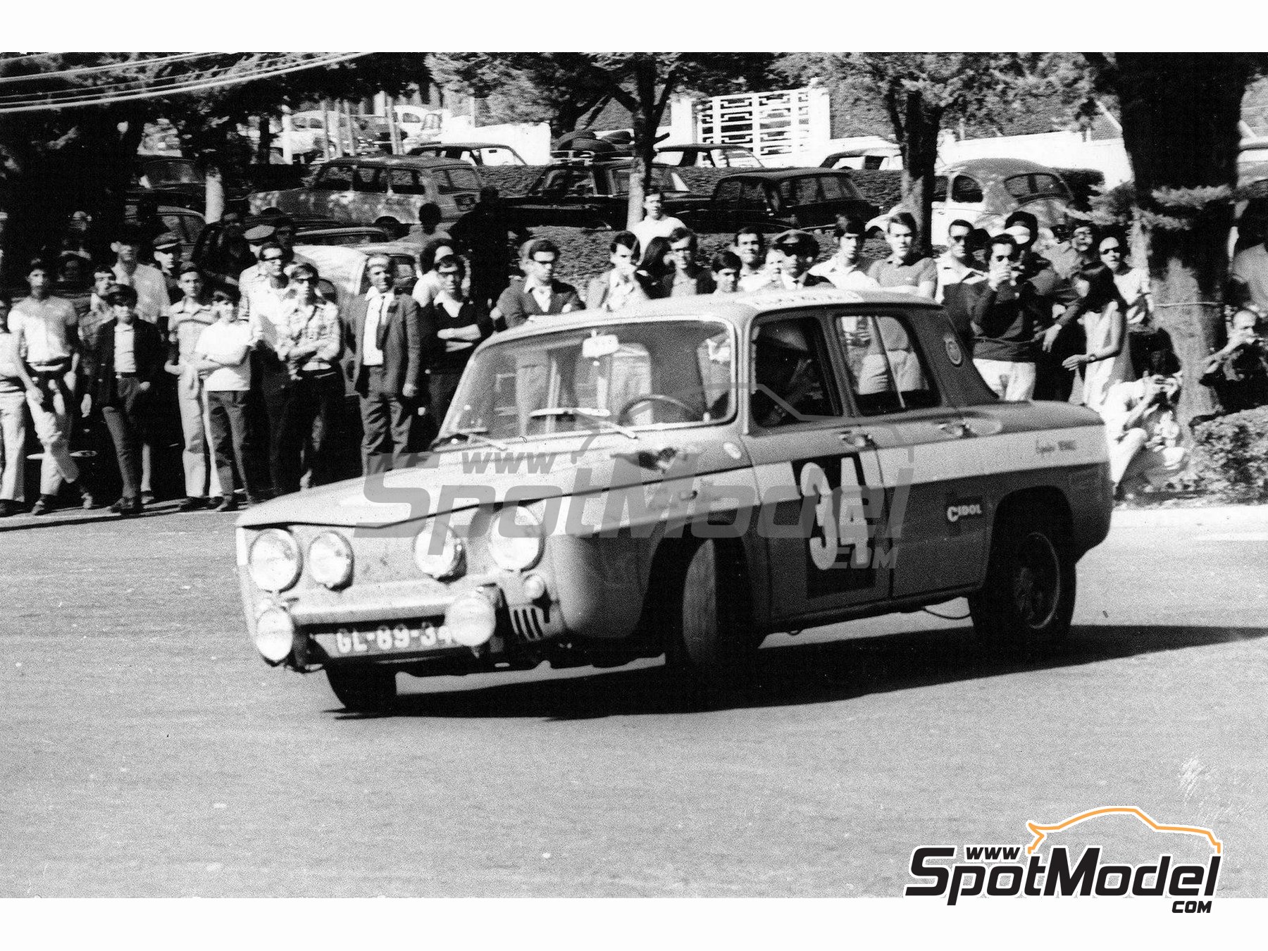 Image 5: Alpine Renault A310 1800 + Renault R8 Gordini + Mini Cooper S patrocinado por Gitanes - Rally de Portugal - Vinho do Porto, TAP Rally de Portugal 1967, 1968 y 1976 | Decoraci&oacute;n en escala&nbsp;1/24 , dise&ntilde;ado por Jorge Pinho  y  fabricado por Print Lab Decals (ref.&nbsp;PLB2-131542)