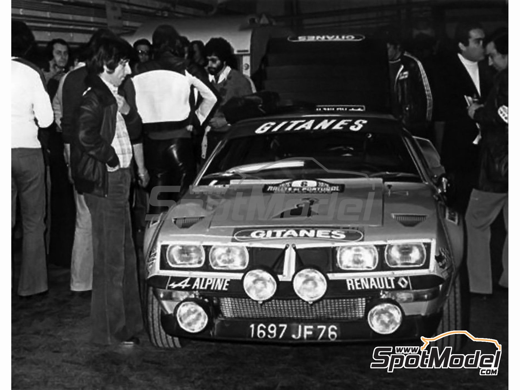 Image 8: Alpine Renault A310 1800 + Renault R8 Gordini + Mini Cooper S patrocinado por Gitanes - Rally de Portugal - Vinho do Porto, TAP Rally de Portugal 1967, 1968 y 1976 | Decoraci&oacute;n en escala&nbsp;1/24 , dise&ntilde;ado por Jorge Pinho  y  fabricado por Print Lab Decals (ref.&nbsp;PLB2-131542)