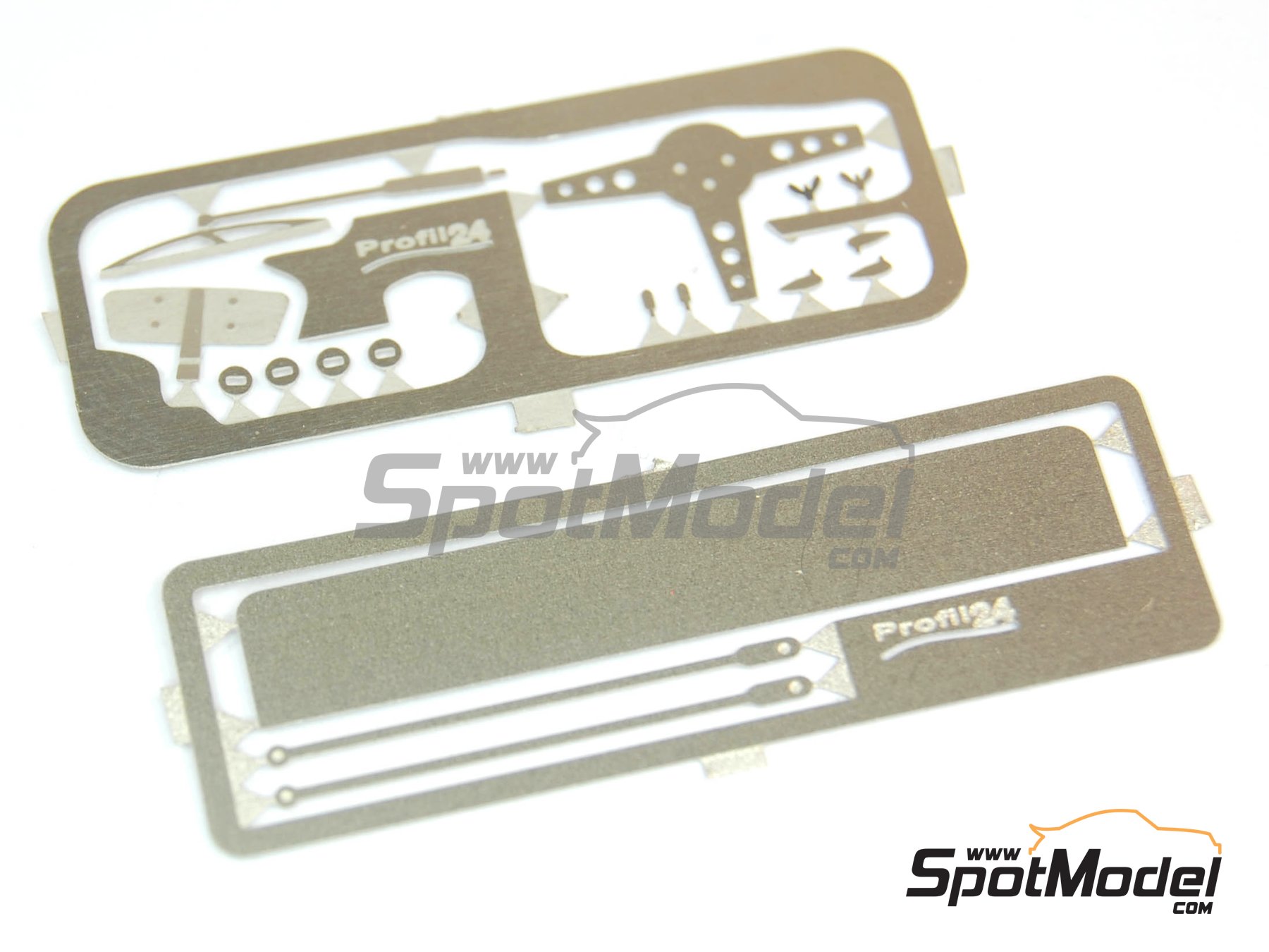 Profil24 P24043K: Car scale model kit 1/24 scale - CD