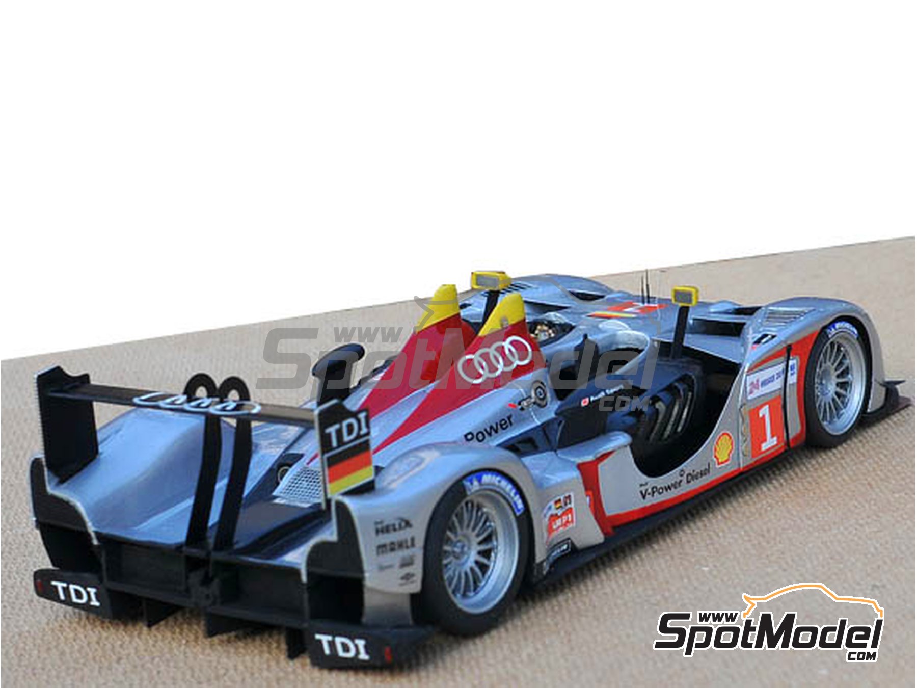 Audi R15 Tdi sponsored by Shell - 24 Hours Le Mans 2009. Car scale model  kit in 1/24 scale manufactured by Profil24 (ref. P24072K)