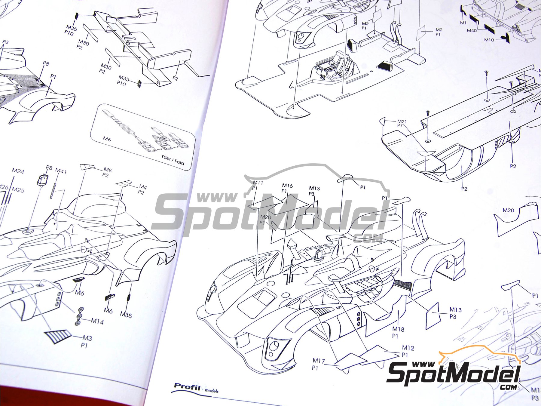 Image 5: Audi R15 Tdi patrocinado por Shell - 24 Horas de Le Mans 2009 | Maqueta de coche en escala&nbsp;1/24 fabricado por Profil24 (ref.&nbsp;P24072K)
