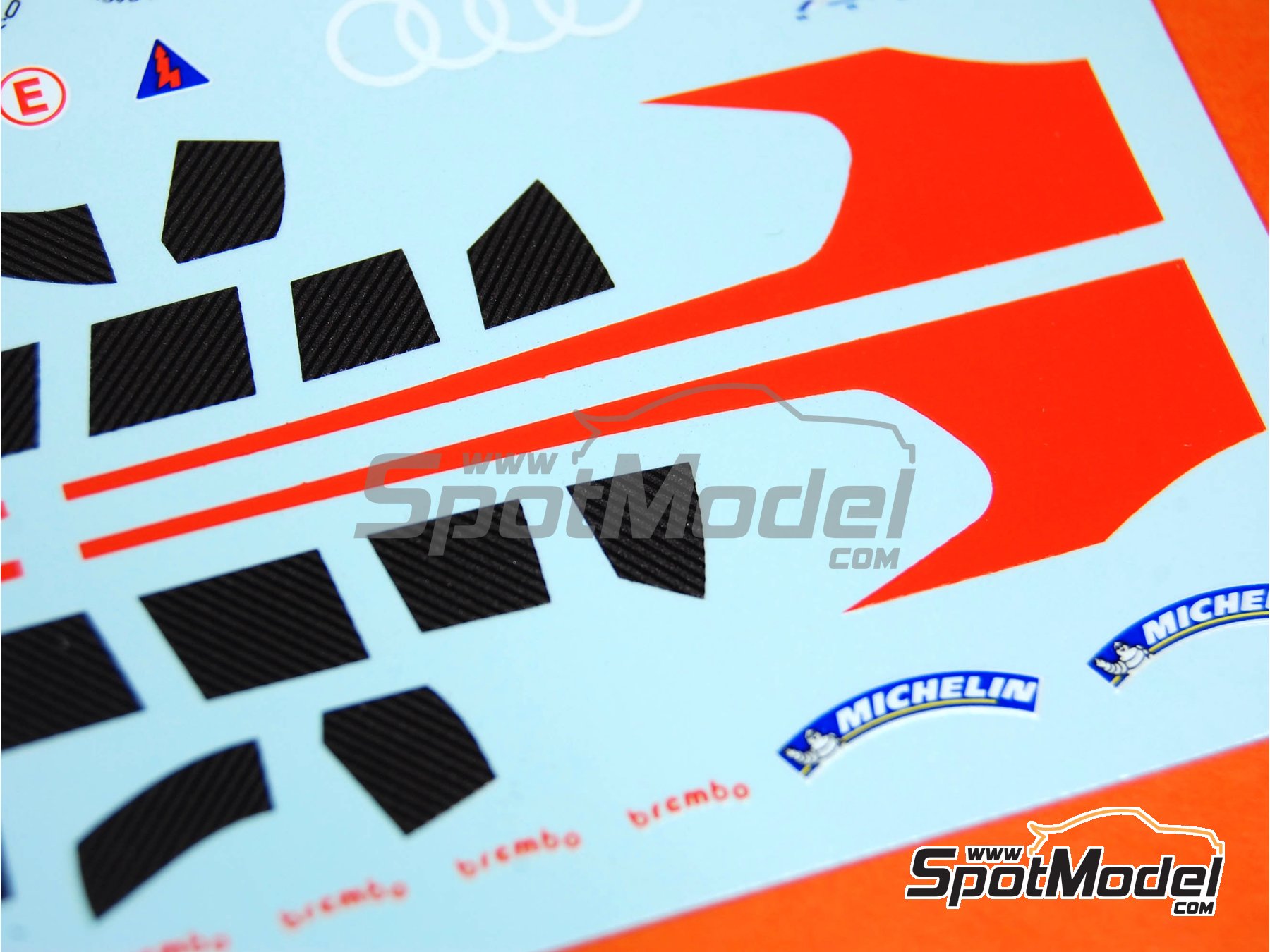 Image 7: Audi R15 Tdi patrocinado por Shell - 24 Horas de Le Mans 2009 | Maqueta de coche en escala&nbsp;1/24 fabricado por Profil24 (ref.&nbsp;P24072K)