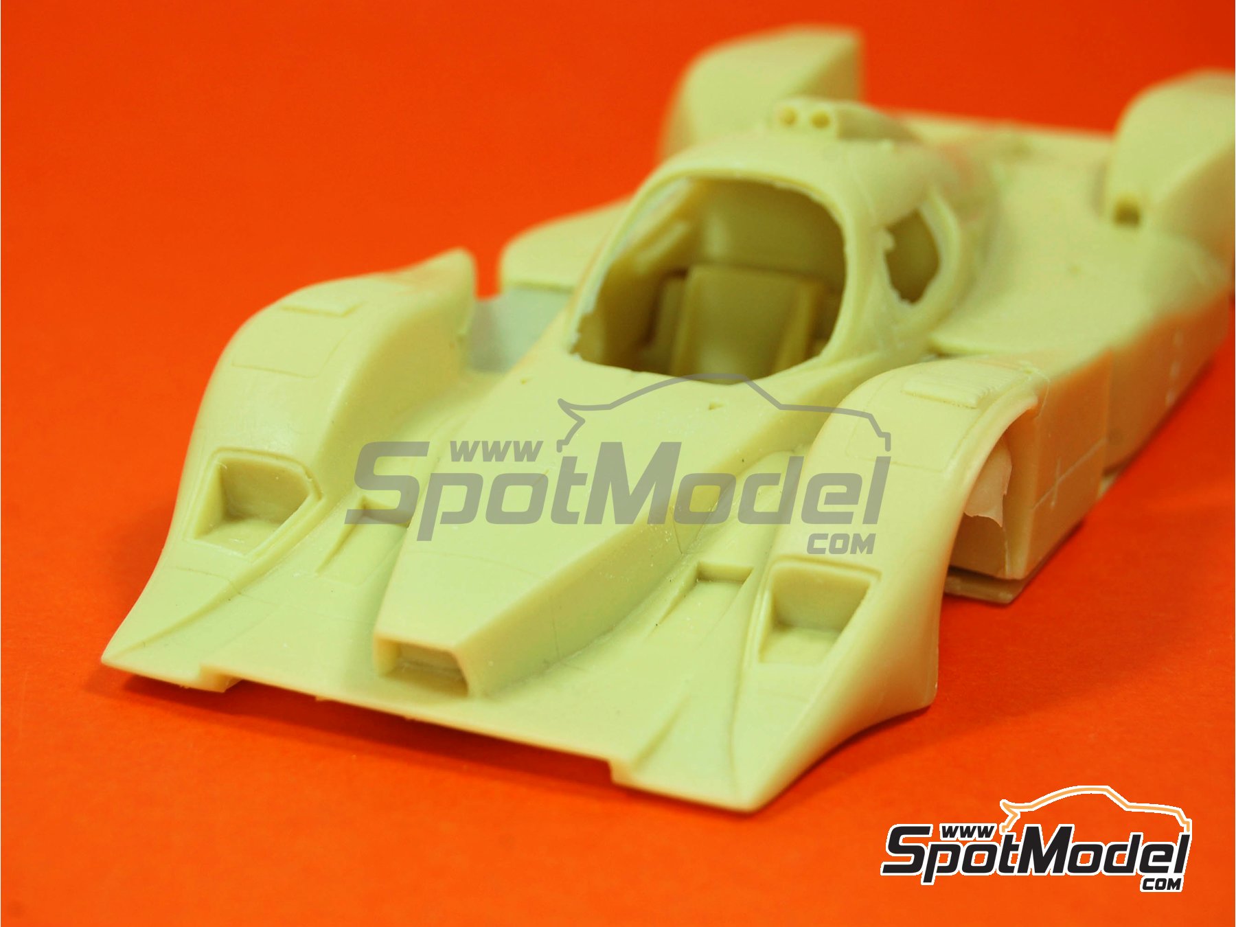 Profil24 P24073K: Car scale model kit 1/24 scale - Lola B09/60 DBR1-2 ...