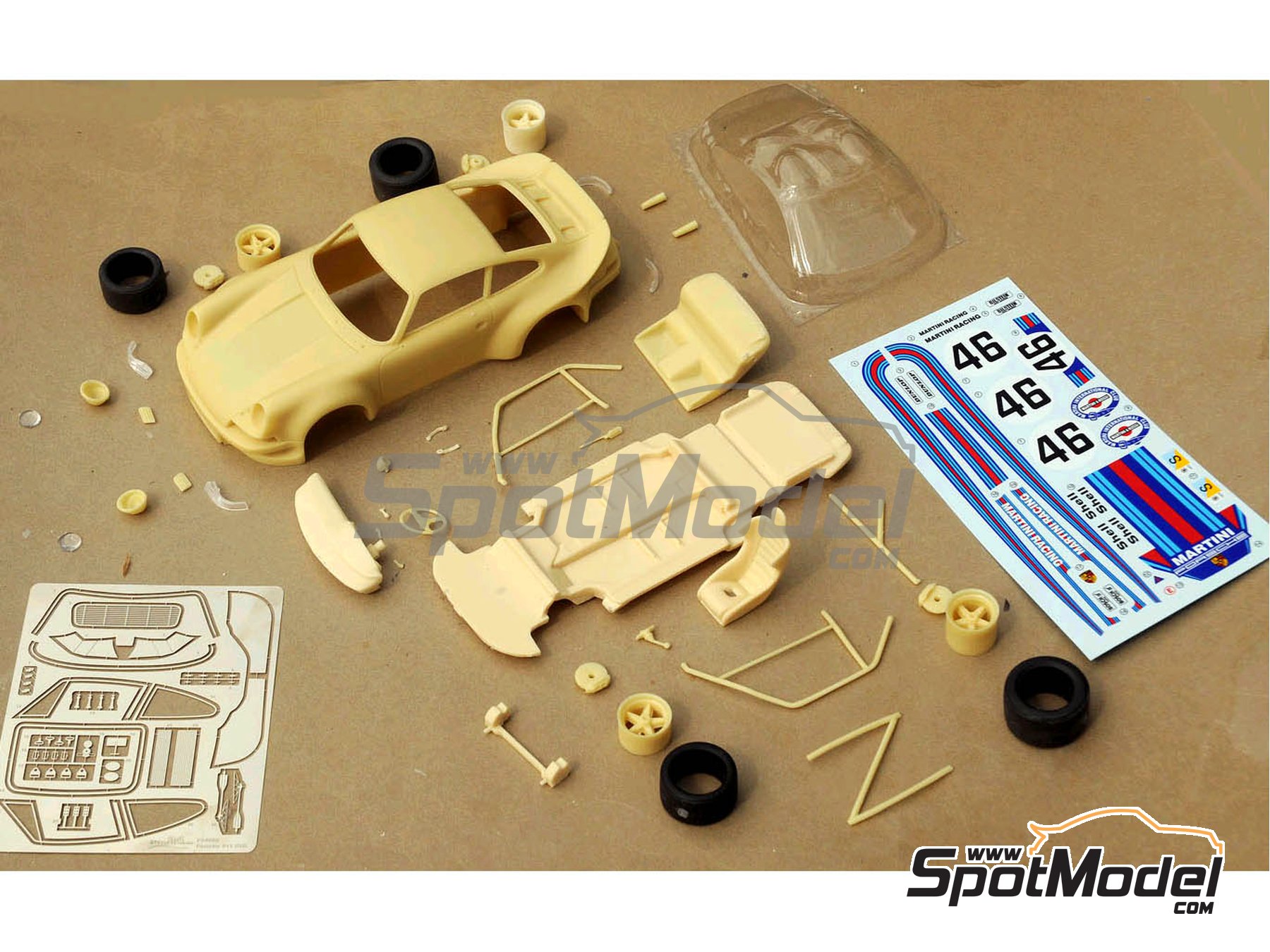 Image 1: Porsche 911 Carrera RSR Equipo Porsche System Engineering patrocinado por Martini Racing - 24 Horas de Le Mans 1973 | Maqueta de coche en escala&nbsp;1/24 fabricado por Profil24 (ref.&nbsp;P24083, tambien P24083K)