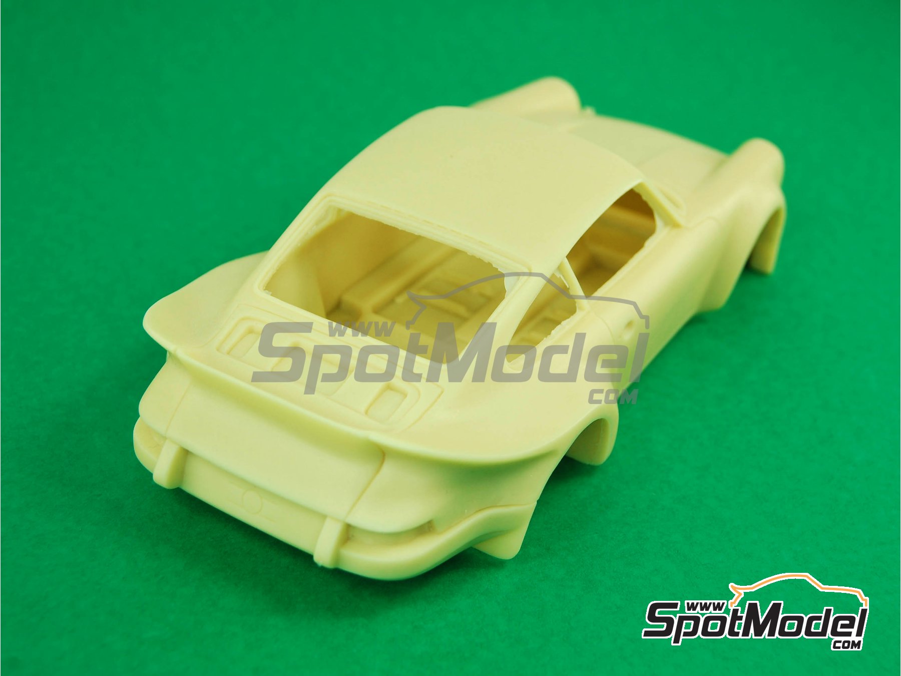 Image 15: Porsche 911 Carrera RSR Equipo Porsche System Engineering patrocinado por Martini Racing - 24 Horas de Le Mans 1973 | Maqueta de coche en escala&nbsp;1/24 fabricado por Profil24 (ref.&nbsp;P24083, tambien P24083K)