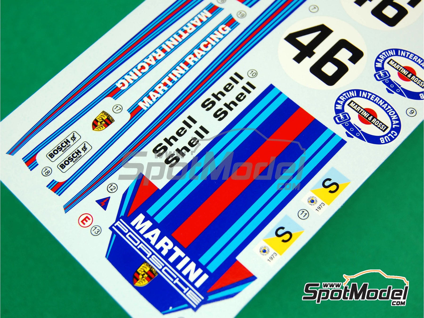 Image 18: Porsche 911 Carrera RSR Equipo Porsche System Engineering patrocinado por Martini Racing - 24 Horas de Le Mans 1973 | Maqueta de coche en escala&nbsp;1/24 fabricado por Profil24 (ref.&nbsp;P24083, tambien P24083K)