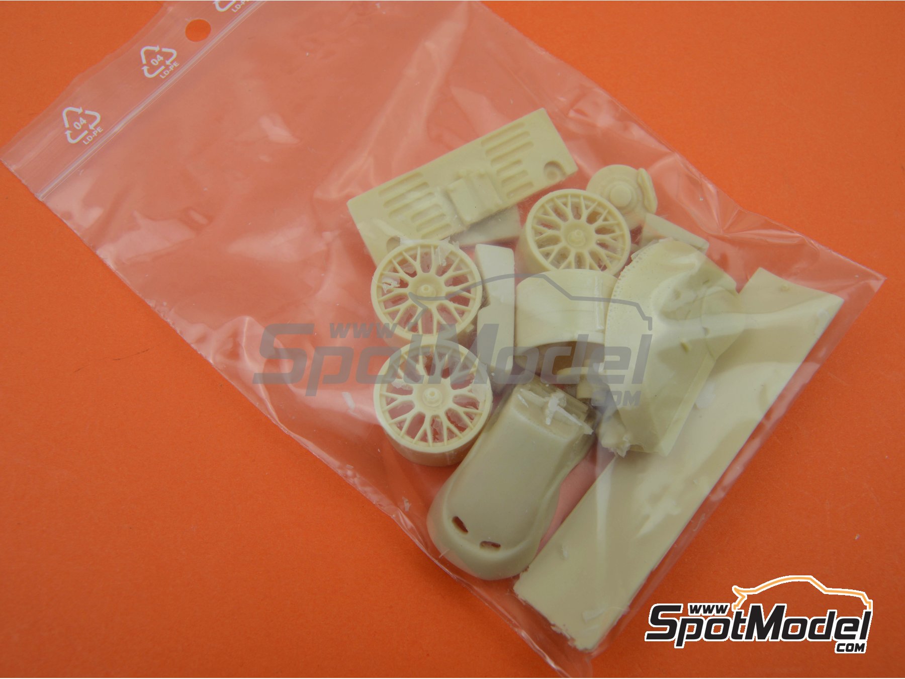 Profil24 P24114K: Car scale model kit 1/24 scale - Porsche