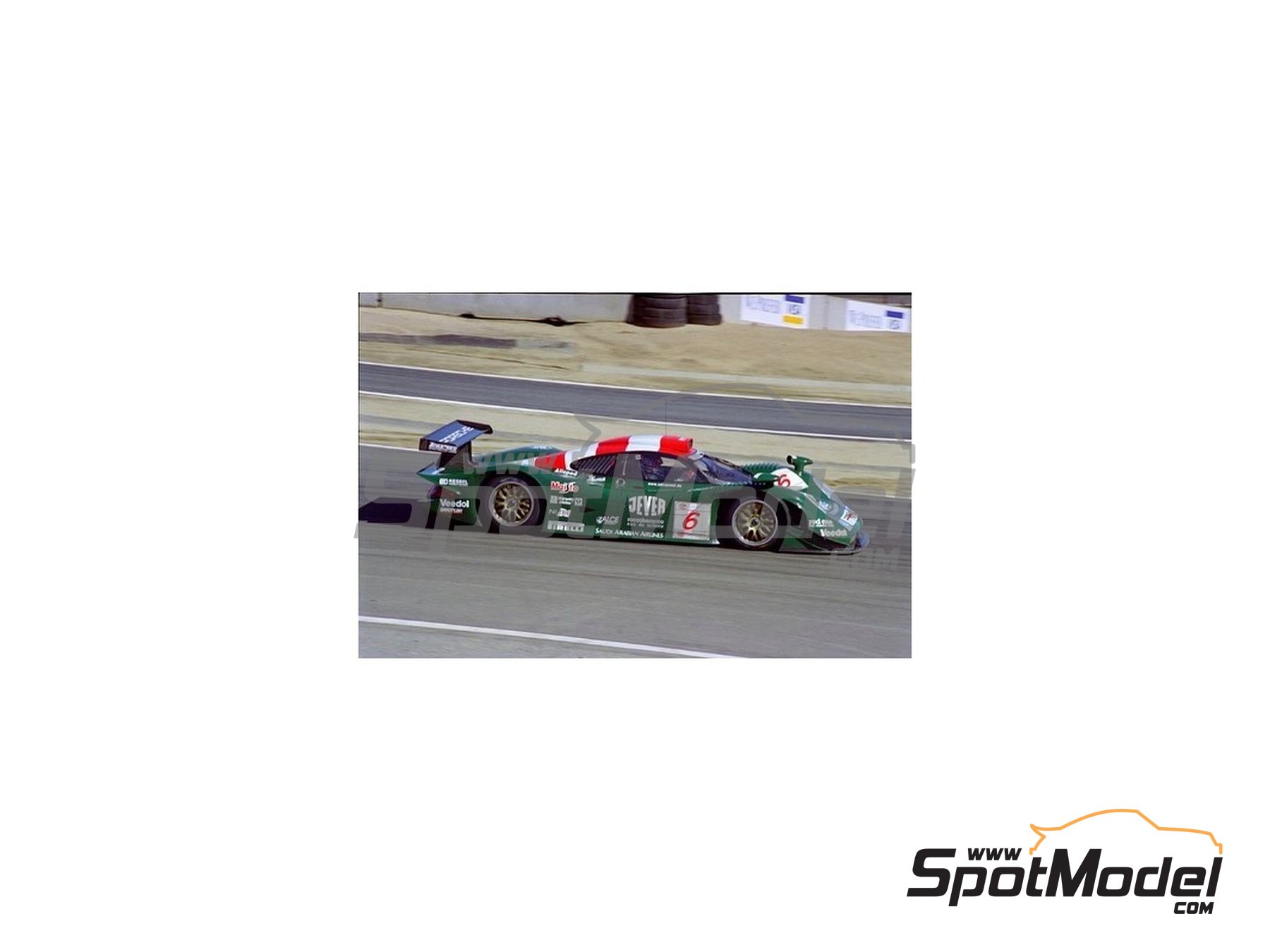 Image 1: Porsche 911 GT1 98 Equipo Zakspeed Racing patrocinado por Jever - 6 Horas de Silverstone, Tests de las 24 Horas de Le Mans, Laguna Seca 1998 | Maqueta de coche en escala&nbsp;1/24 fabricado por Profil24 (ref.&nbsp;P24119K)