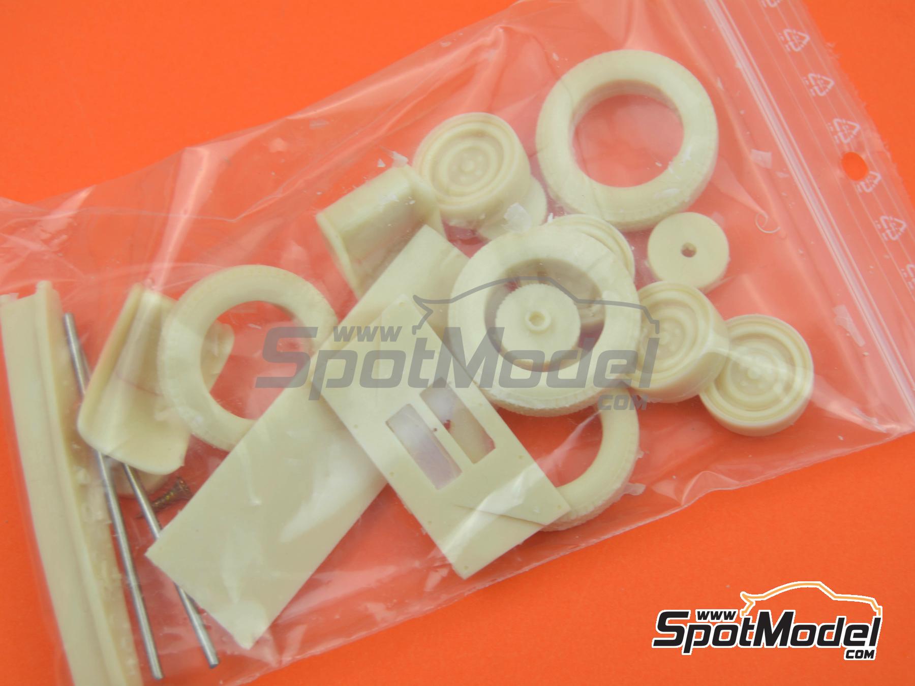 Image 6: Cadillac Cunningham Le Monstre - 24 Horas de Le Mans 1950 | Maqueta de coche en escala&nbsp;1/24 fabricado por Profil24 (ref.&nbsp;P24144K)