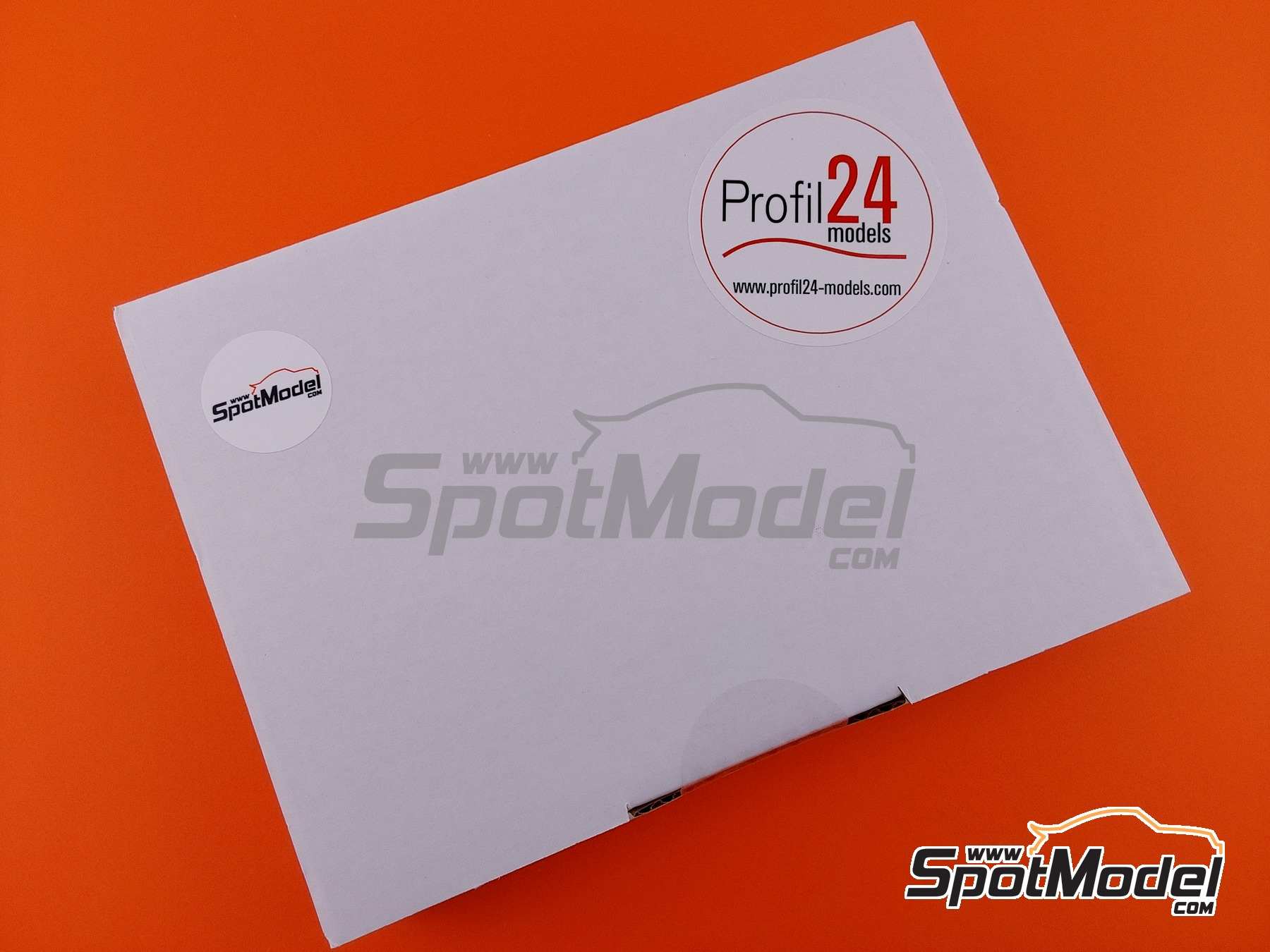 Image 2: Porsche 963 LMDh Equipo Proton Competition patrocinado por Fat International - 24 Horas de Le Mans 2024 | Maqueta de coche en escala&nbsp;1/24 fabricado por Profil24 (ref.&nbsp;P24147K)