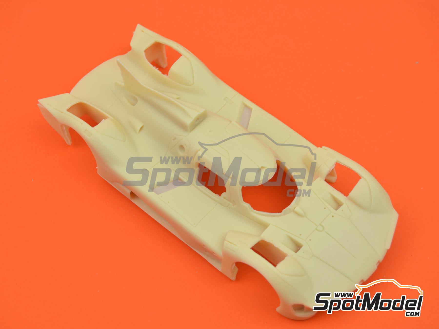 Image 1: Ferrari 499P LMH Equipo Ferrari AF Corse patrocinado por Richard Mille - 24 Horas de Le Mans 2024 | Maqueta de coche en escala&nbsp;1/24 fabricado por Profil24 (ref.&nbsp;P24148K)