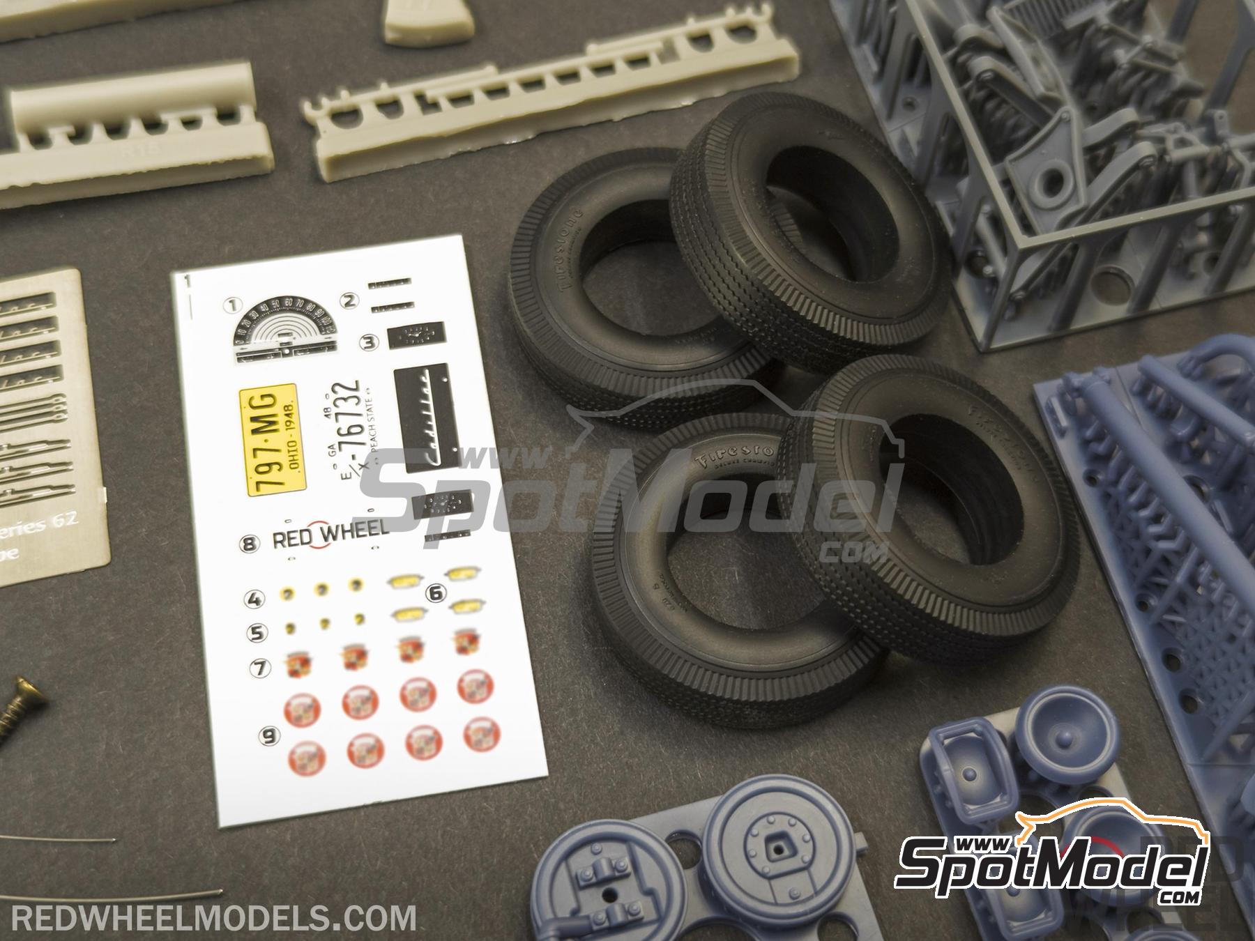 Image 8: Cadillac Series 62 Club Coupe -  1948 | Scale model kit in 1/25 scale manufactured by Red Wheel (ref.&nbsp;RW25004)