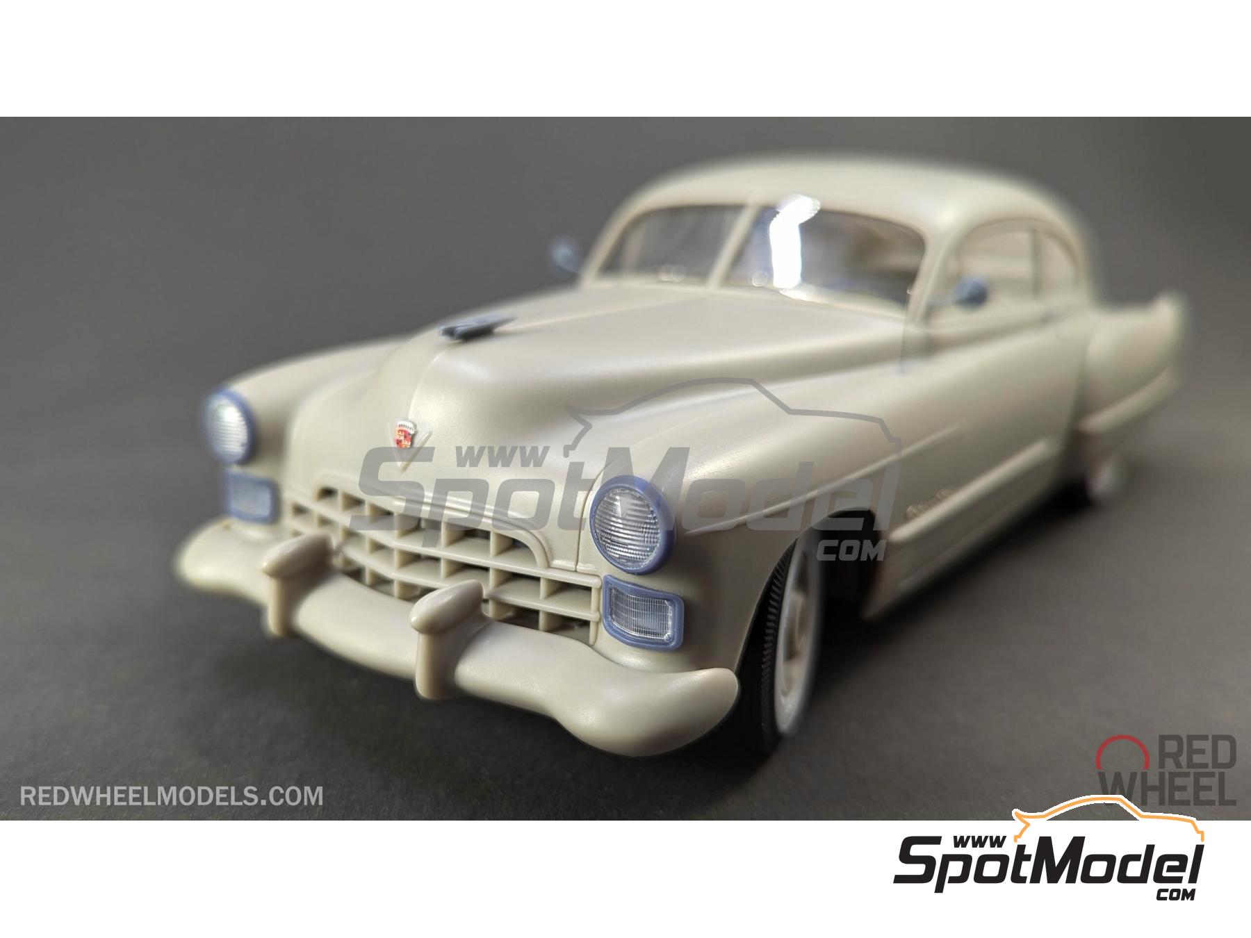 Image 21: Cadillac Series 62 Club Coupe -  1948 | Scale model kit in 1/25 scale manufactured by Red Wheel (ref.&nbsp;RW25004)