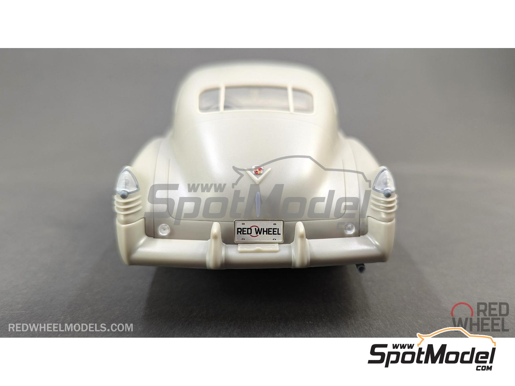Image 27: Cadillac Series 62 Club Coupe -  1948 | Scale model kit in 1/25 scale manufactured by Red Wheel (ref.&nbsp;RW25004)