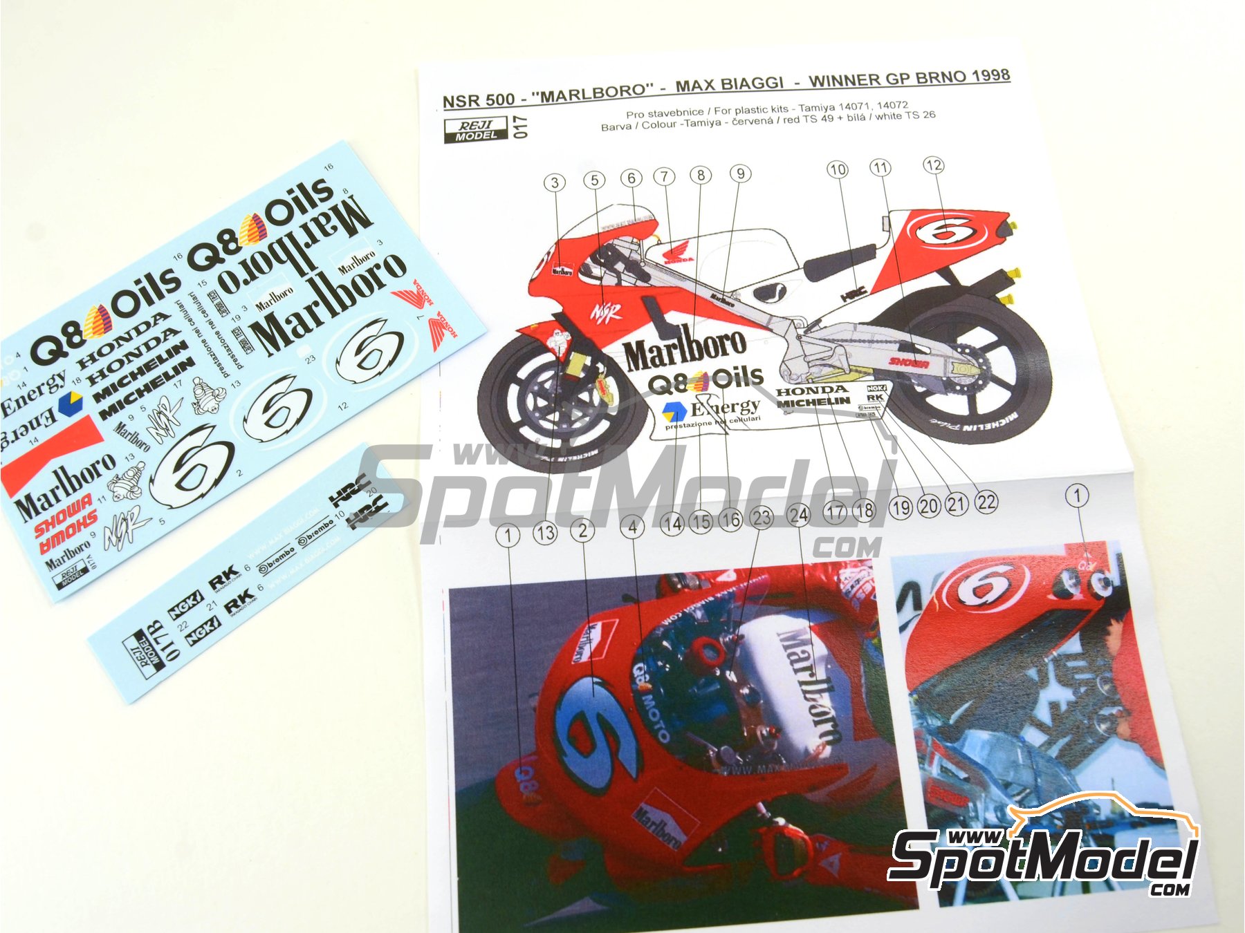 Image 2: Honda NSR500 patrocinado por Marlboro - Gran Premio de F&oacute;rmula 1 de la Rep&uacute;blica Checa, Gran Premio de la Republica Checa de Moto GP 1998 | Decoraci&oacute;n en escala&nbsp;1/12 fabricado por Reji Model (ref.&nbsp;REJI-017, tambien 017)