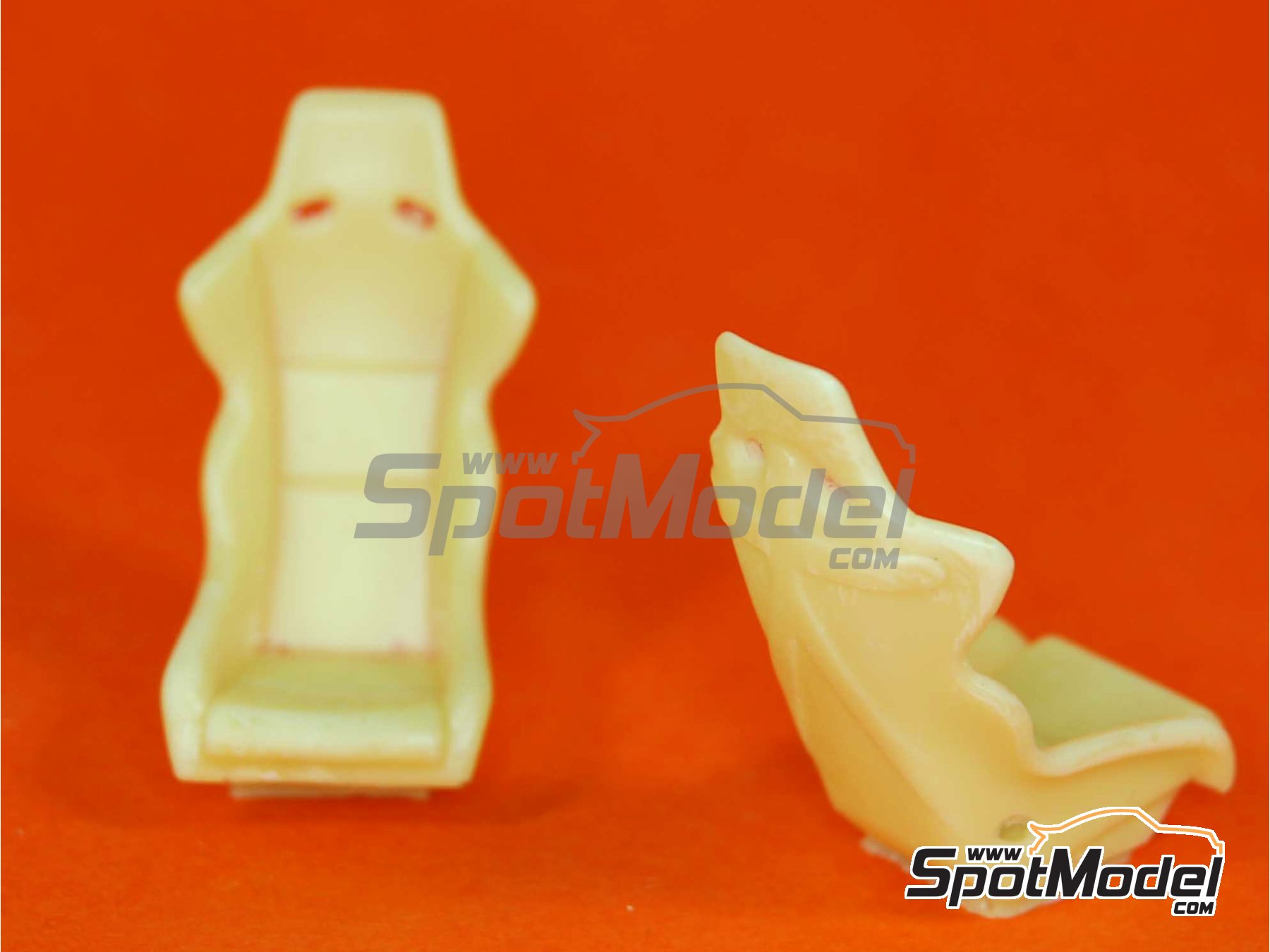 Image 4: Bucket with buckles | Seat in 1/24 scale manufactured by Reji Model (ref. REJI-036, also 036)