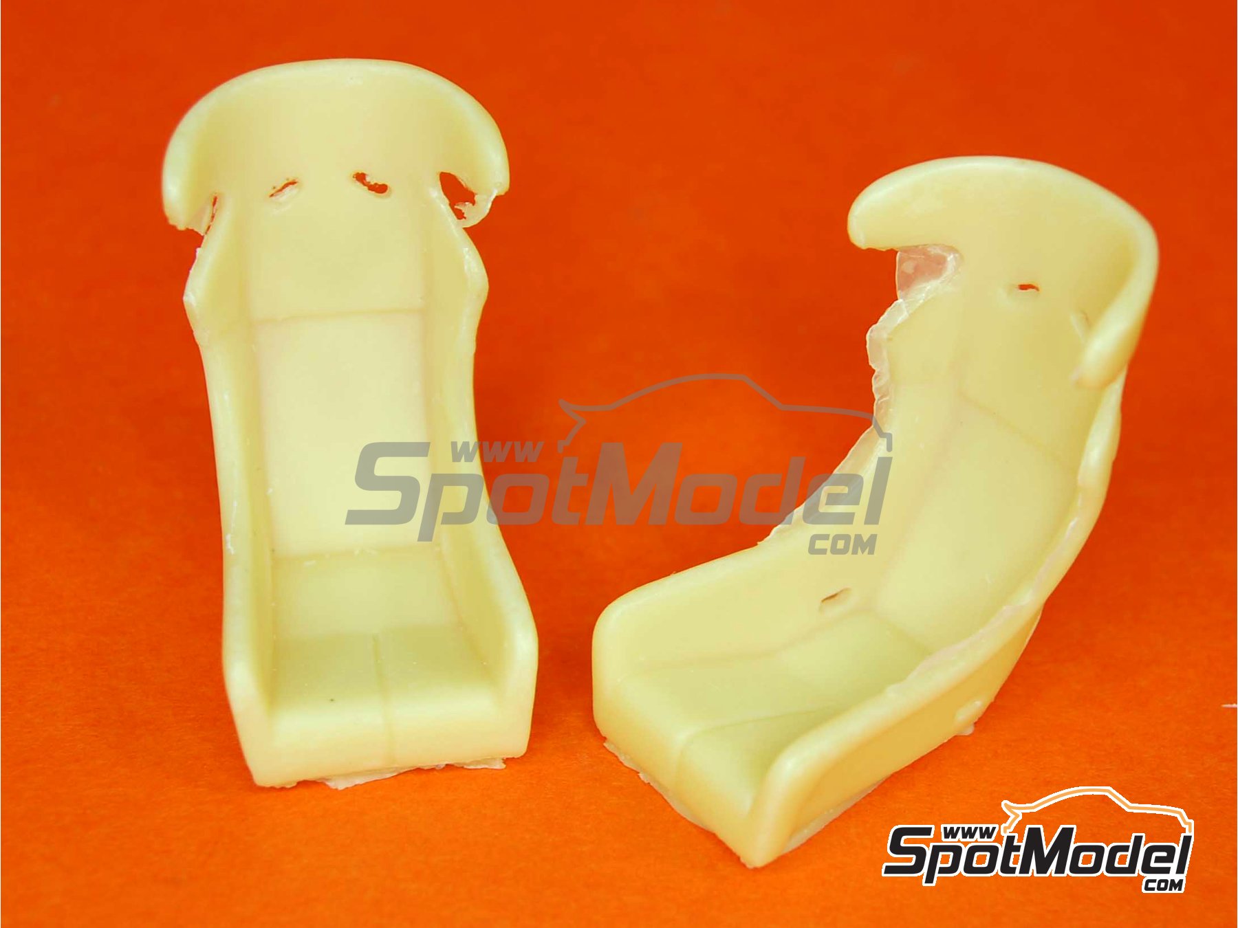 Image 3: Sport seat with buckles | Seat in 1/24 scale manufactured by Reji Model (ref.&nbsp;REJI-058, also 058)