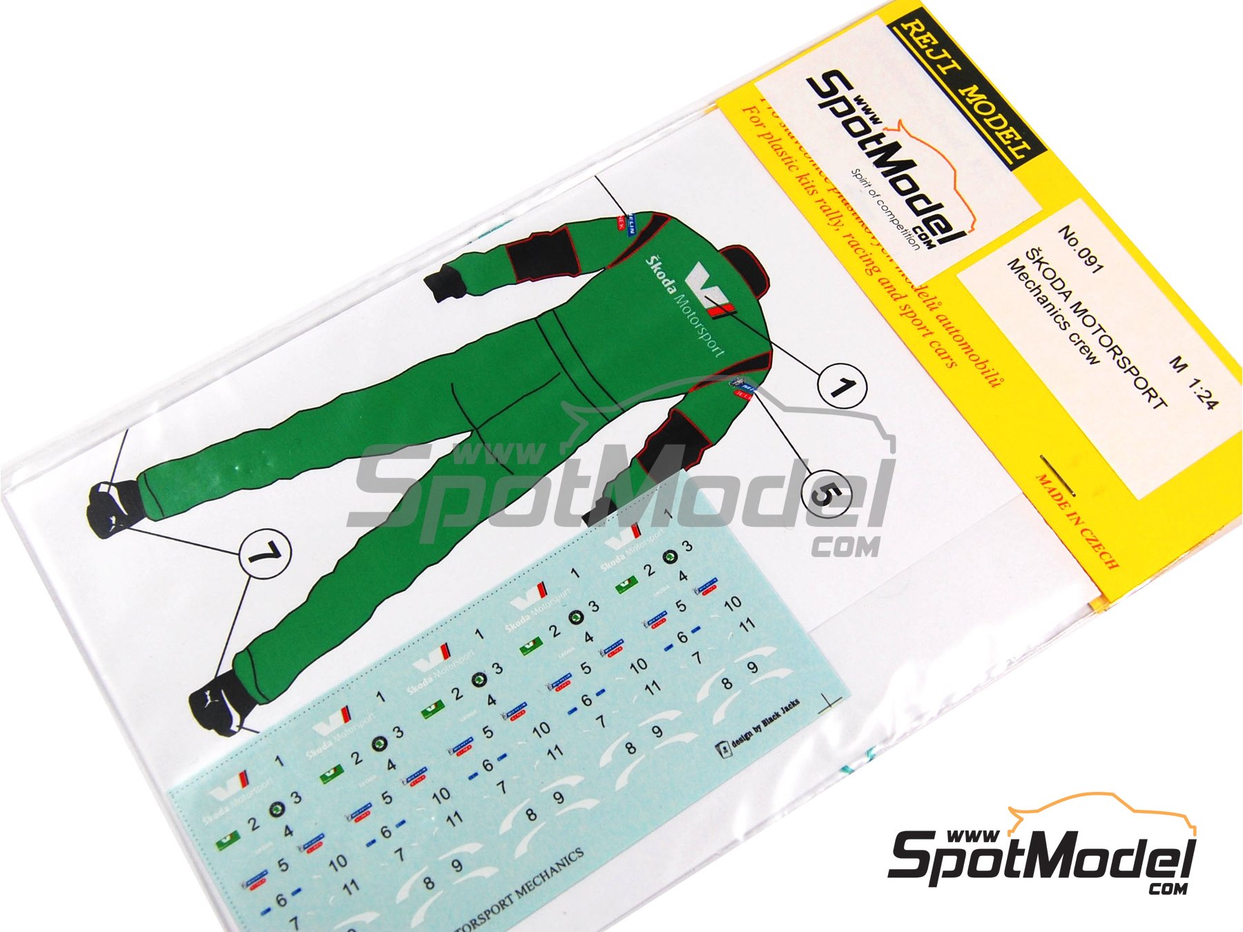 Image 3: Mec&aacute;nicos del Skoda Motorsport Team | Decoraci&oacute;n en escala&nbsp;1/24 fabricado por Reji Model (ref.&nbsp;REJI-091, tambien 091)
