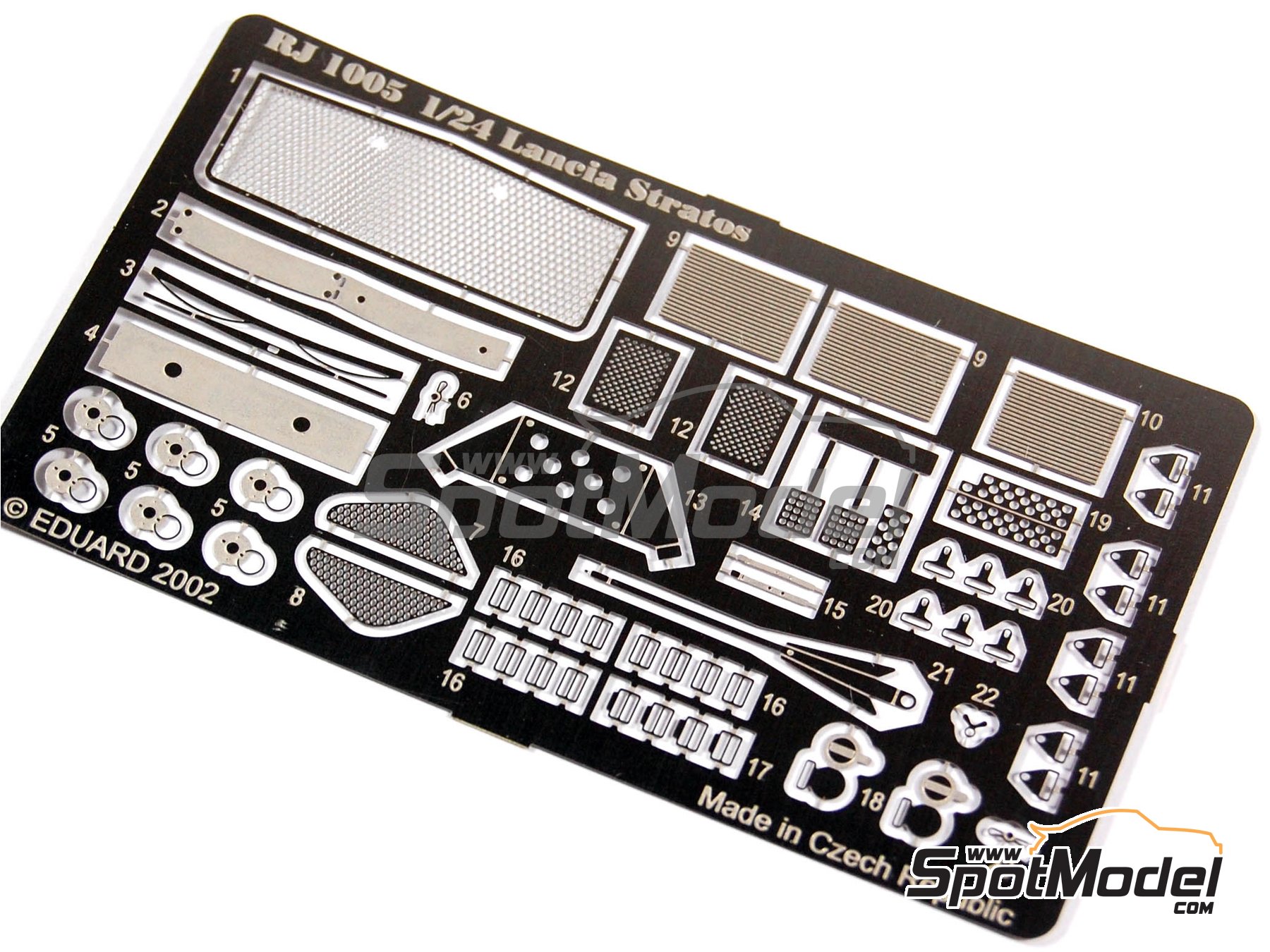 Image 2: Lancia Stratos HF | Detail up set in 1/24 scale manufactured by Reji Model (ref.&nbsp;REJI-1005, also 1005)