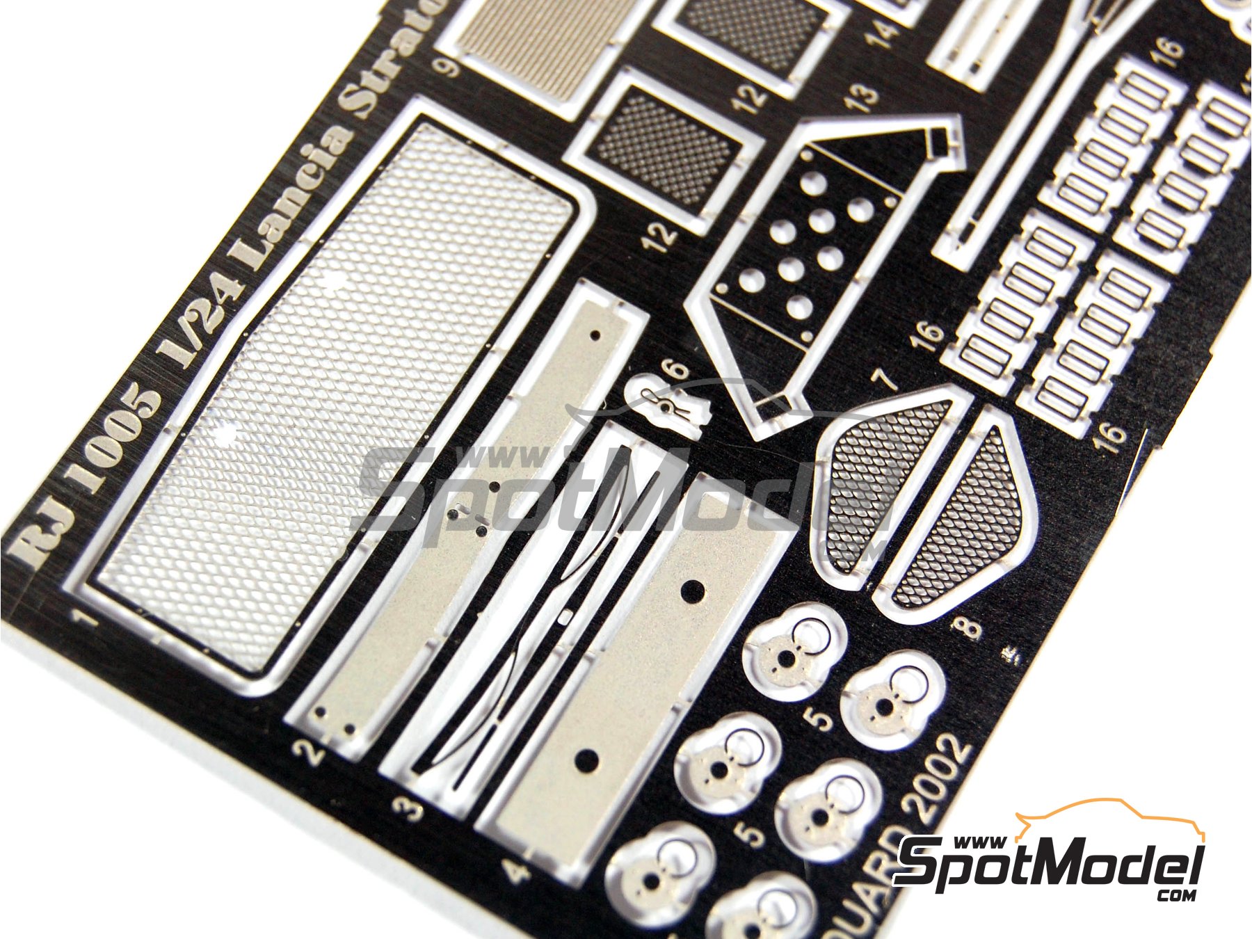 Image 3: Lancia Stratos HF | Detail up set in 1/24 scale manufactured by Reji Model (ref.&nbsp;REJI-1005, also 1005)