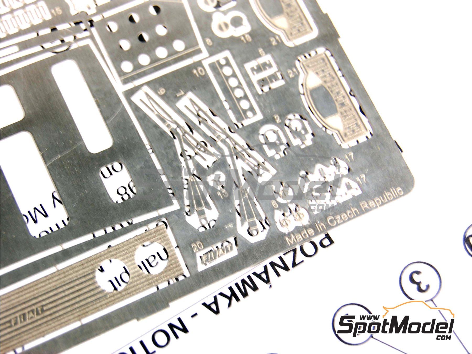 Image 7: Fiat 131 Abarth | Set de mejora y detallado en escala&nbsp;1/24 fabricado por Reji Model (ref.&nbsp;REJI-1008, tambien 1008)