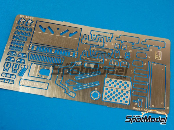Image 10: Mercedes 230G patrocinado por Texaco, Havoline - Rally Paris Dakar 1982 | Decoraci&oacute;n en escala&nbsp;1/24 fabricado por Reji Model (ref.&nbsp;REJI-114, tambien 114)