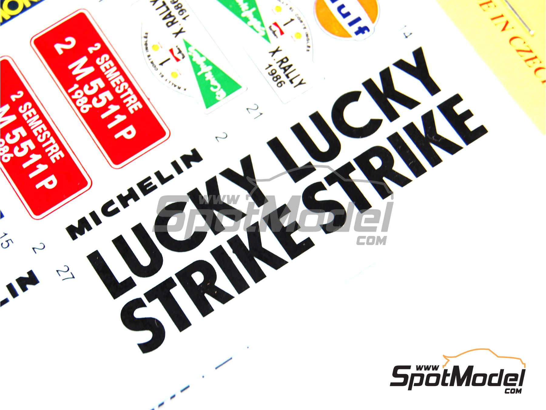 Image 10: Lancia 037 Rally sponsored by Lucky Strike - El Corte Ingles Rally Islas Canarias 1986 | Marking / livery in 1/24 scale manufactured by Reji Model (ref. REJI-150, also 150)