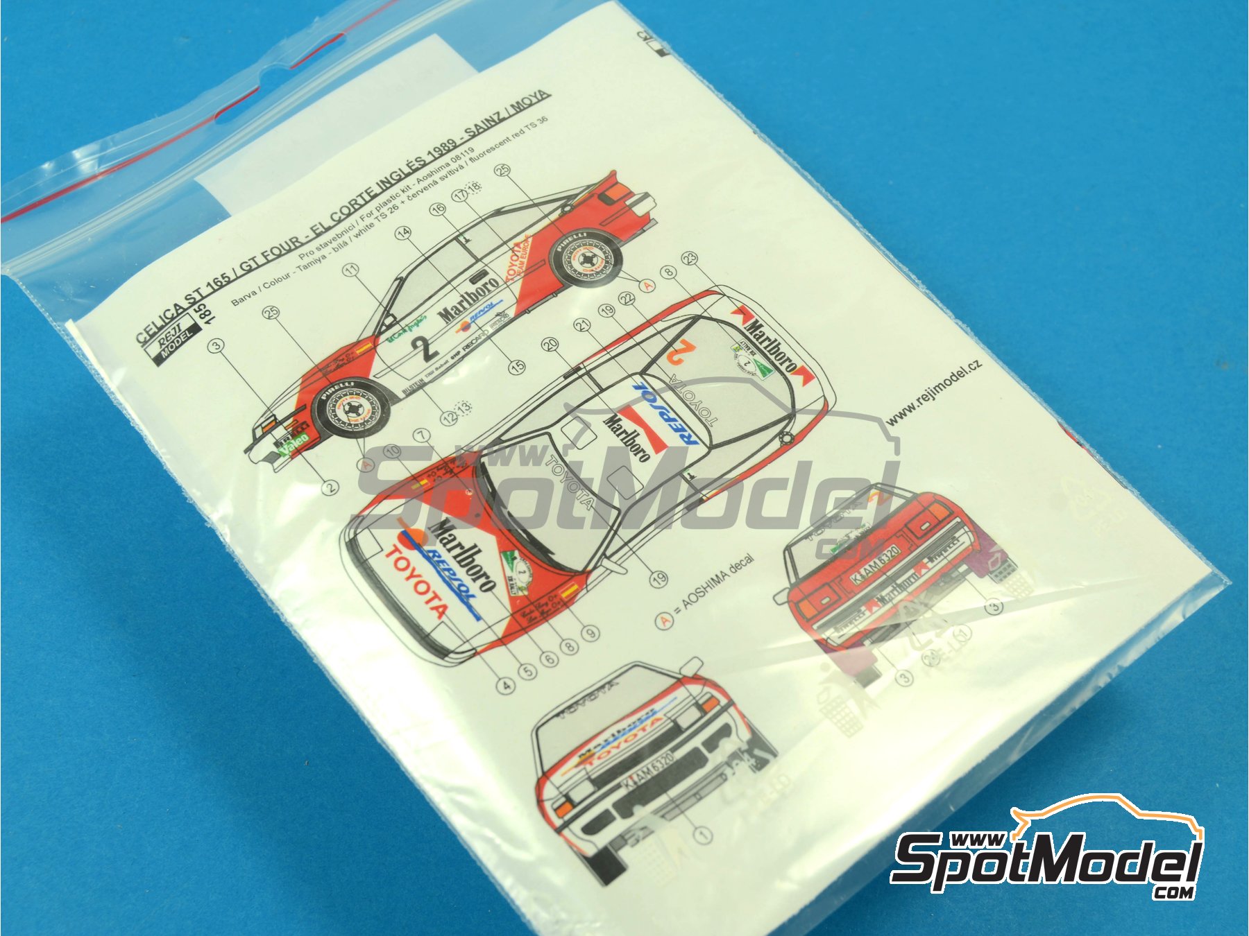 Image 3: Toyota Celica GT-Four ST165 patrocinado por Marlboro - Rally El Corte Ingles Islas Canarias, Rallye Valeo 1989 | Decoraci&oacute;n en escala&nbsp;1/24 fabricado por Reji Model (ref.&nbsp;REJI-185, tambien 185)