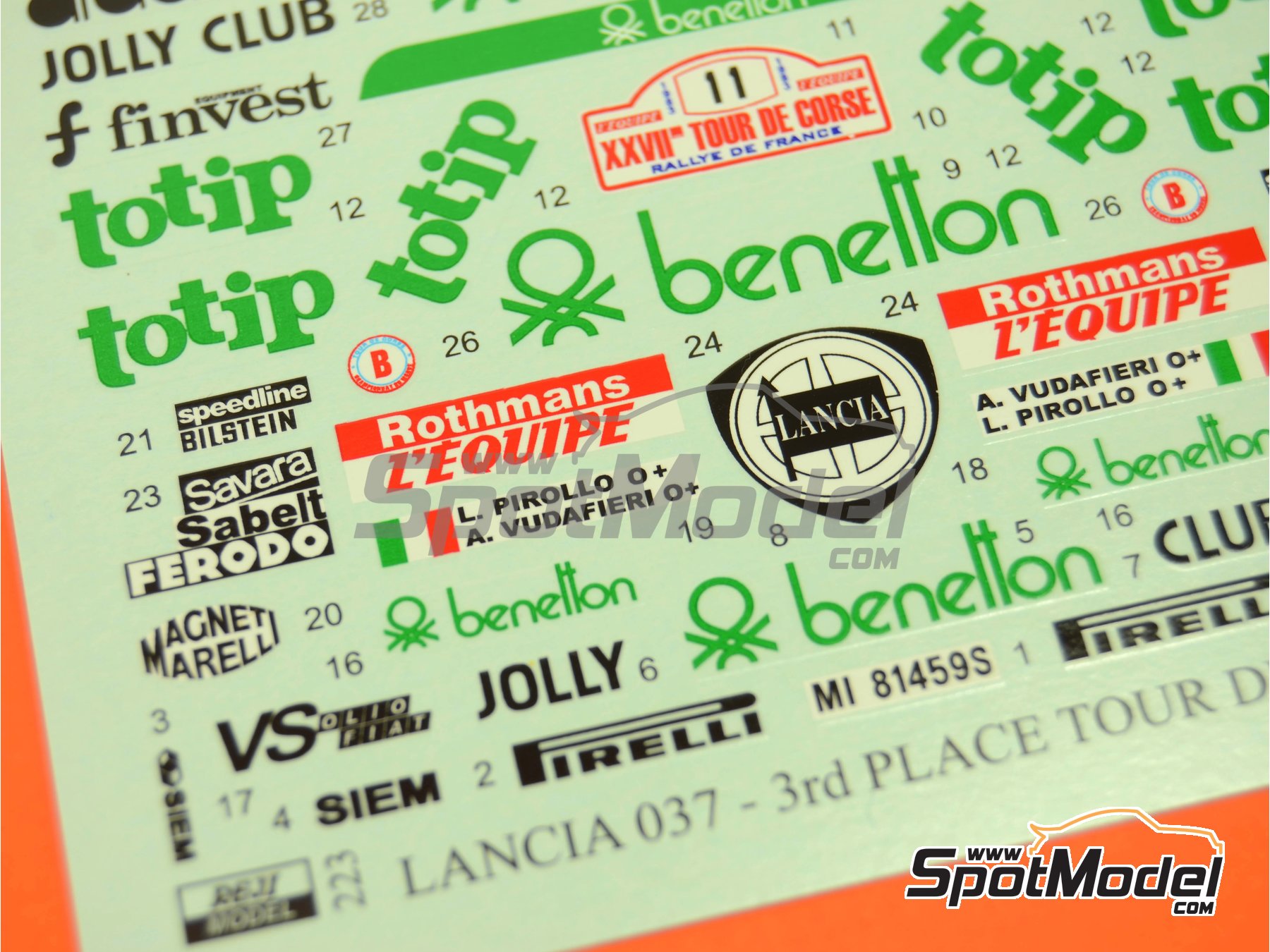 Image 3: Lancia 037 Rally sponsored by Totip Benetton - Tour de Corse 1983 | Marking / livery in 1/24 scale manufactured by Reji Model (ref.&nbsp;REJI-223, also 223)