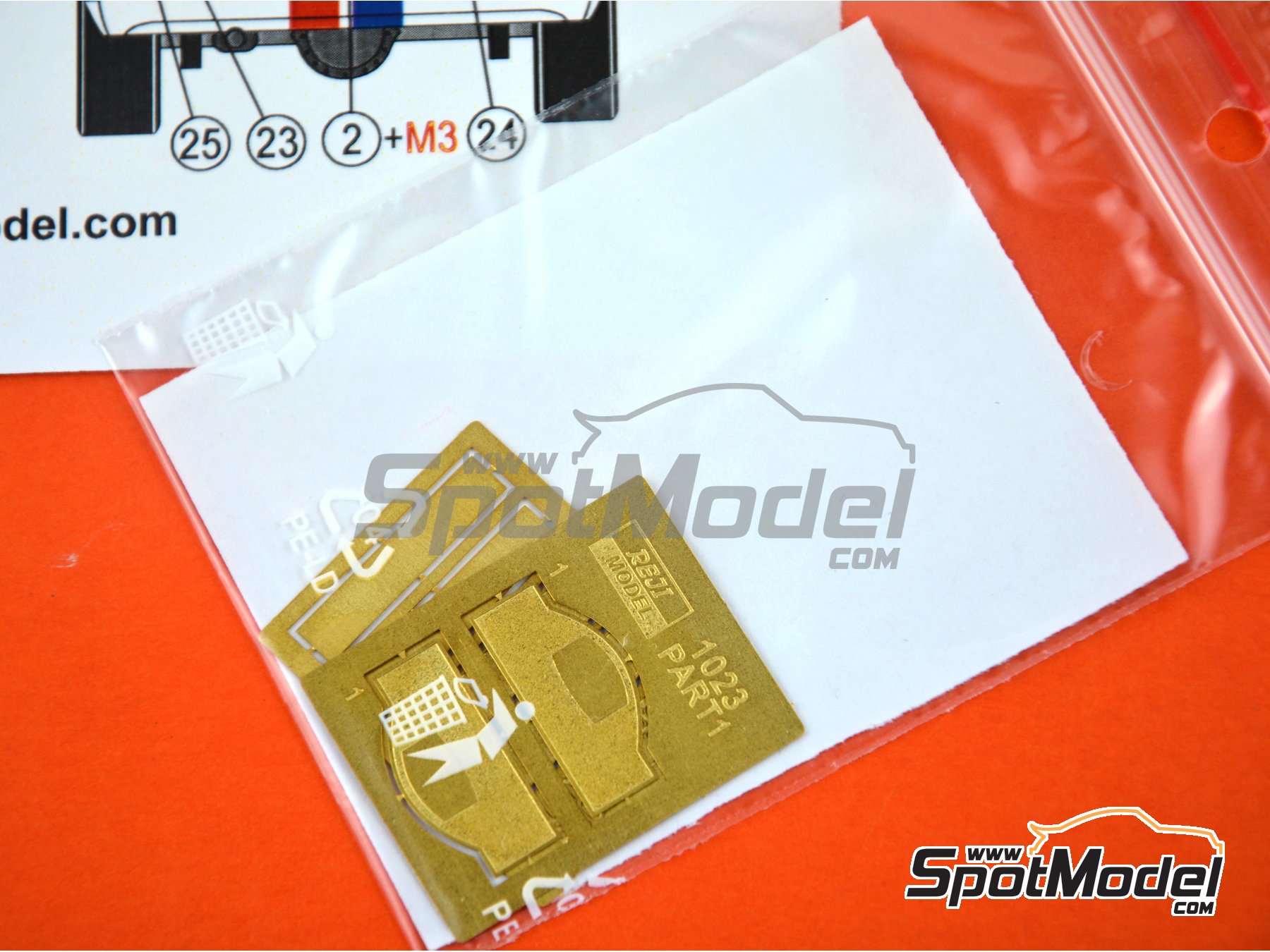 Image 5: Ford Escort Mk. I RS patrocinado por Pepsi - Rally de Monte Carlo - Rallye Automobile de Monte-Carlo 1972 | Decoraci&oacute;n en escala&nbsp;1/24 fabricado por Reji Model (ref.&nbsp;REJI-242, tambien 242)