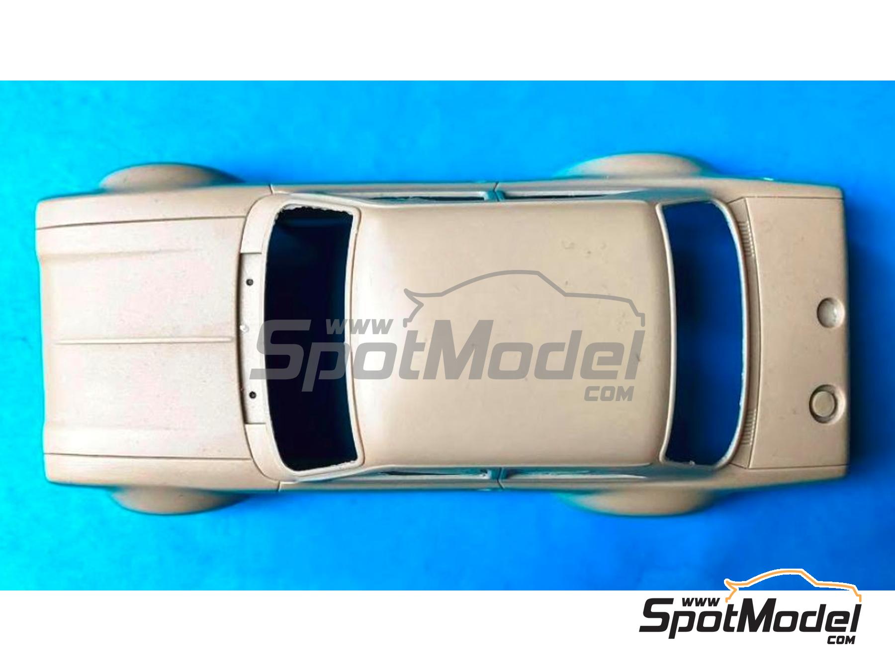 Image 3: Ford Escort Mk. I Zakspeed patrocinado por RTL, Castrol - 4 Horas de Monza 1974 | Decoraci&oacute;n en escala&nbsp;1/24 fabricado por Reji Model (ref.&nbsp;REJI-256, tambien 256)