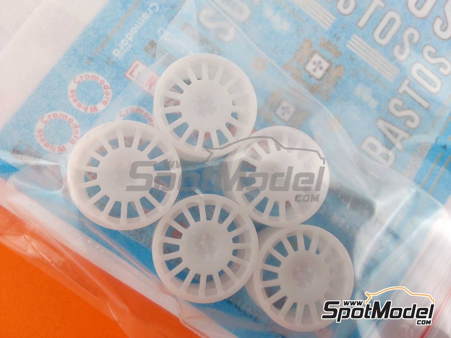 Image 9: Ford Escort RS Cosworth Equipo RAS Sport patrocinado por Bastos - Rally 24 Horas de Ypres 1996 | Decoraci&oacute;n en escala&nbsp;1/24 fabricado por Reji Model (ref.&nbsp;REJI-289, tambien 289)