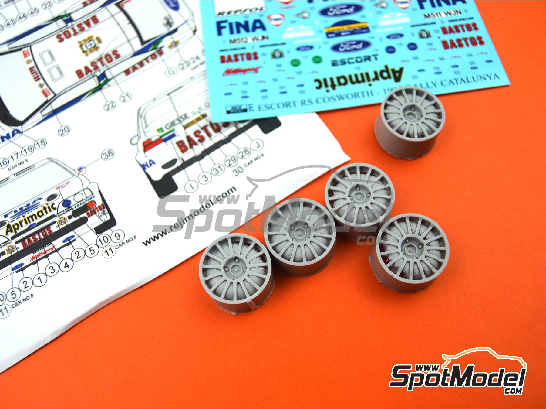 Image 13: Ford Escort RS Cosworth R.A.S. Ford Team sponsored by Giesse Group - Catalunya Costa Brava Rally - Rally of Spain 1995 | Marking / livery in 1/24 scale manufactured by Reji Model (ref.&nbsp;REJI-293, also 293 and 0293)