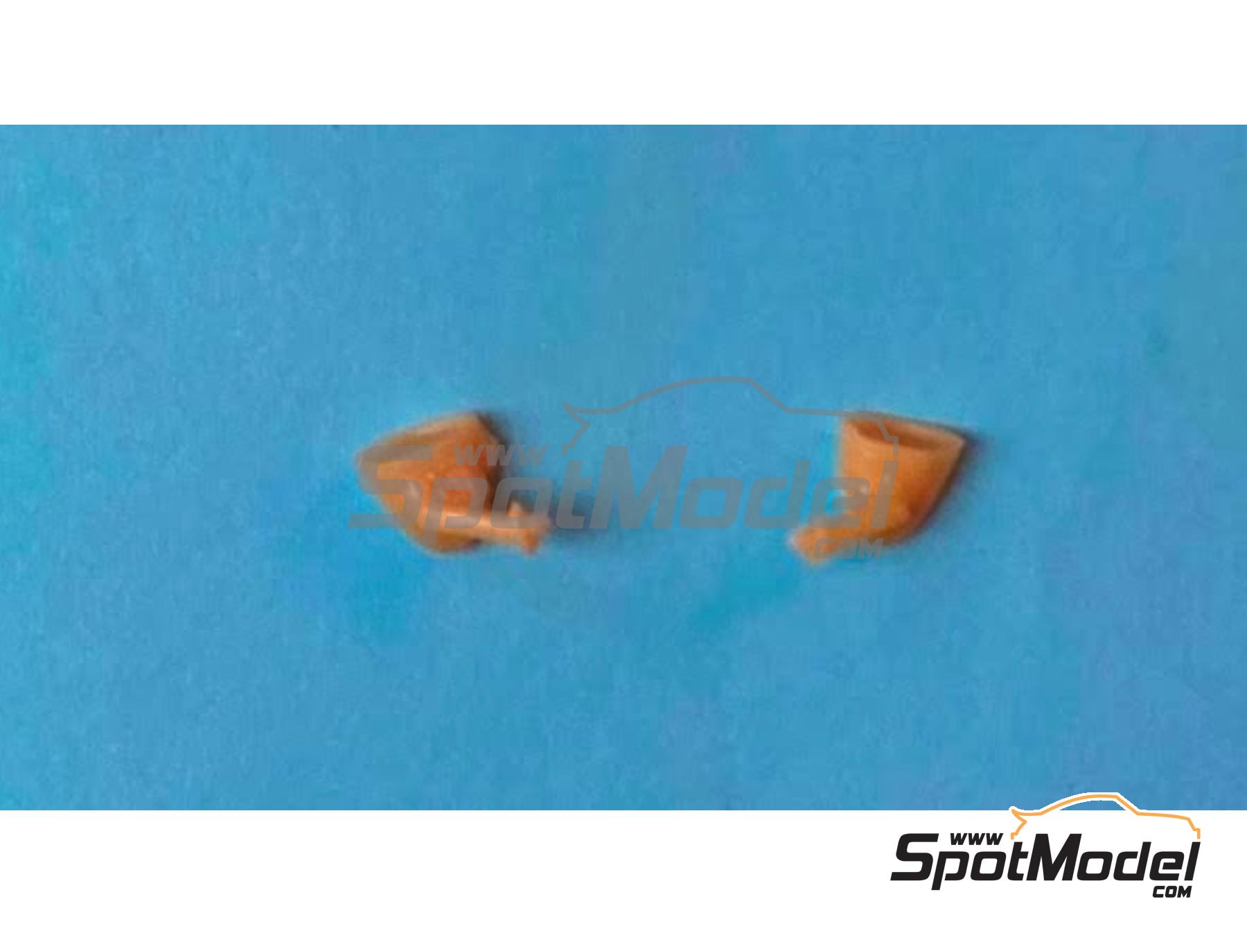 Image 3: Escort Mk.II Zakspeed mirrors | Detail in 1/24 scale manufactured by Reji Model (ref.&nbsp;REJI-SP931, also SP931)