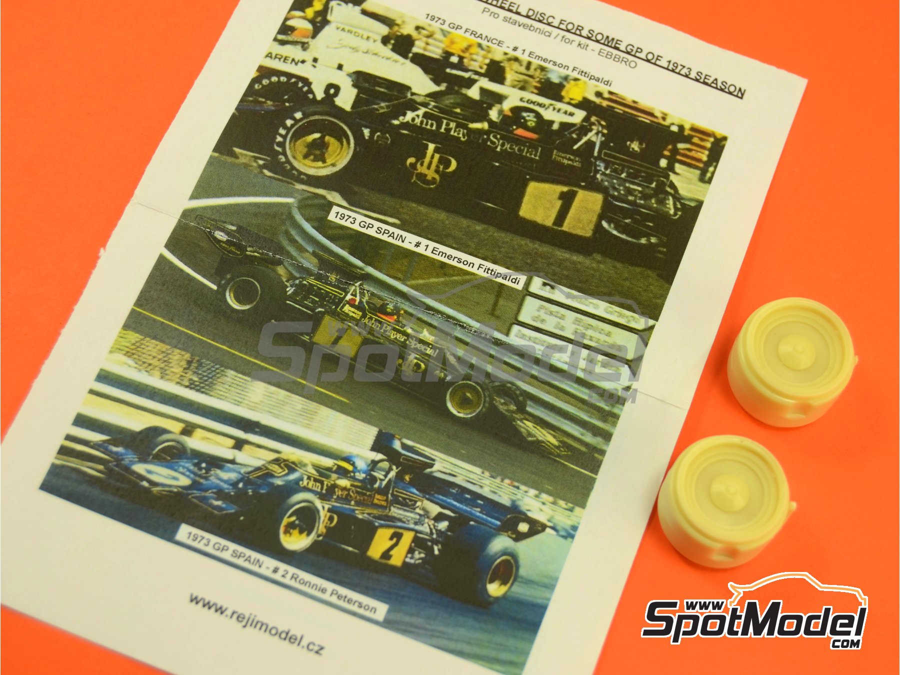 Image 3: Lotus Ford type 72 Lotus Team sponsored by E - Spanish Formula 1 Grand Prix, French Formula 1 Grand Prix 1973 | Rims in 1/20 scale manufactured by Reji Model (ref. REJI-SP966, also SP966)