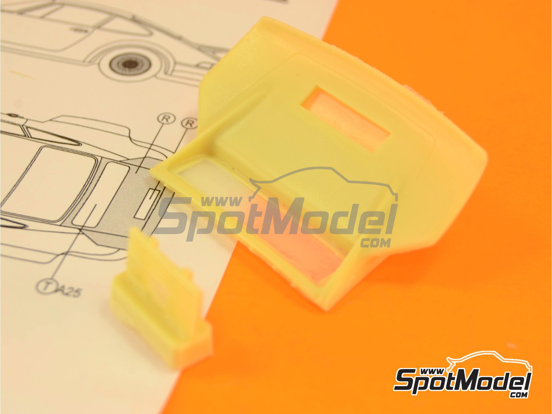 Image 4: Porsche 934 Turbo RSR Group 4 rear spoiler | Transkit in 1/24 scale manufactured by Reji Model (ref. REJI-SP967, also SP967)