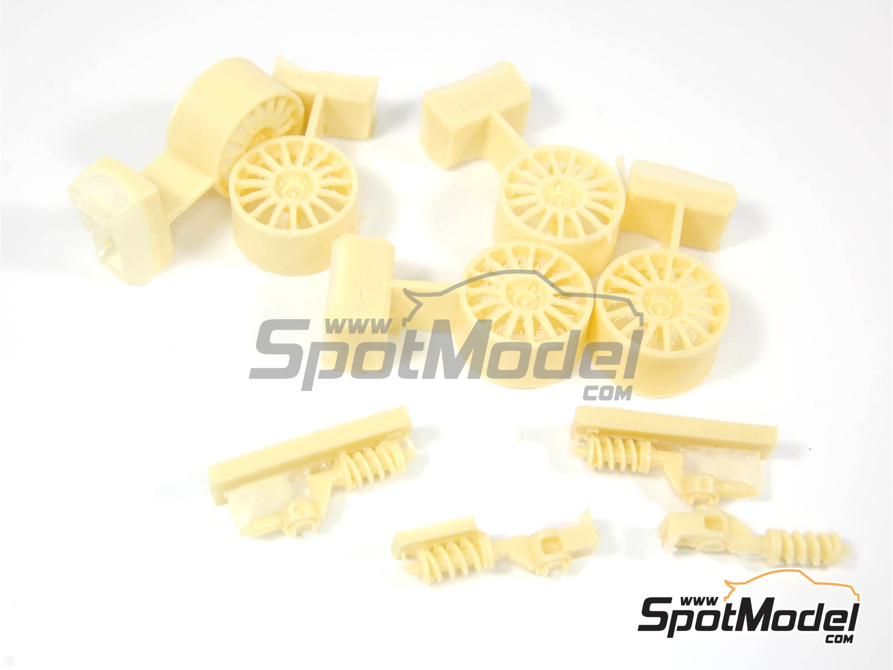 Image 2: Ford Focus WRC | Tarmac conversion set in 1/24 scale manufactured by Reji Model (ref.&nbsp;REJI-SP981, also SP981)