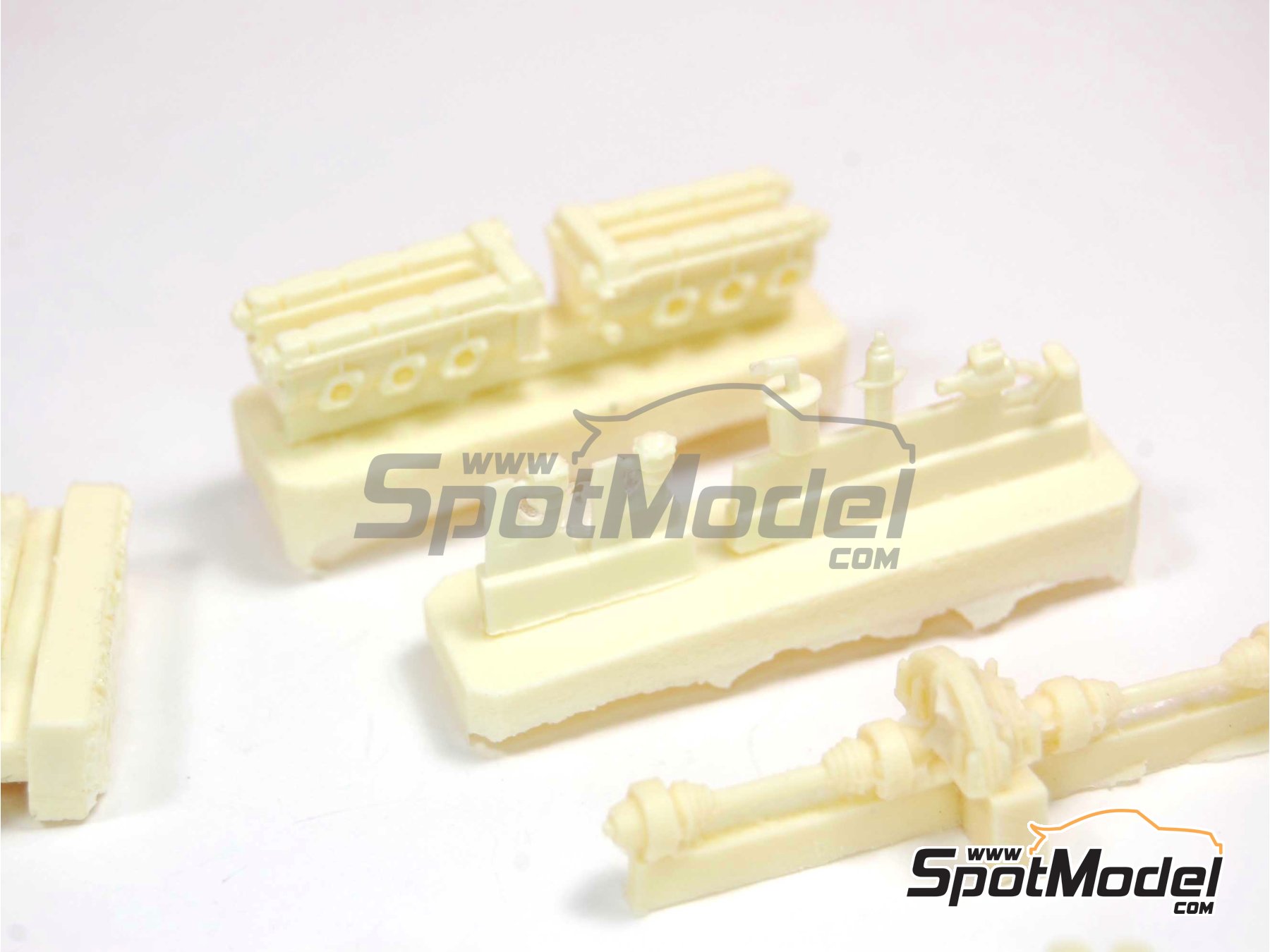 Image 6: Lancia Stratos HF | Engine in 1/24 scale manufactured by Reji Model (ref.&nbsp;REJI-SP992, also SP992)